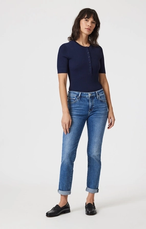 EMMA SLIM BOYFRIEND IN MID BRUSHED TRIBECA Textured Yarn Blends Weekend Warrior Creative Look Modern