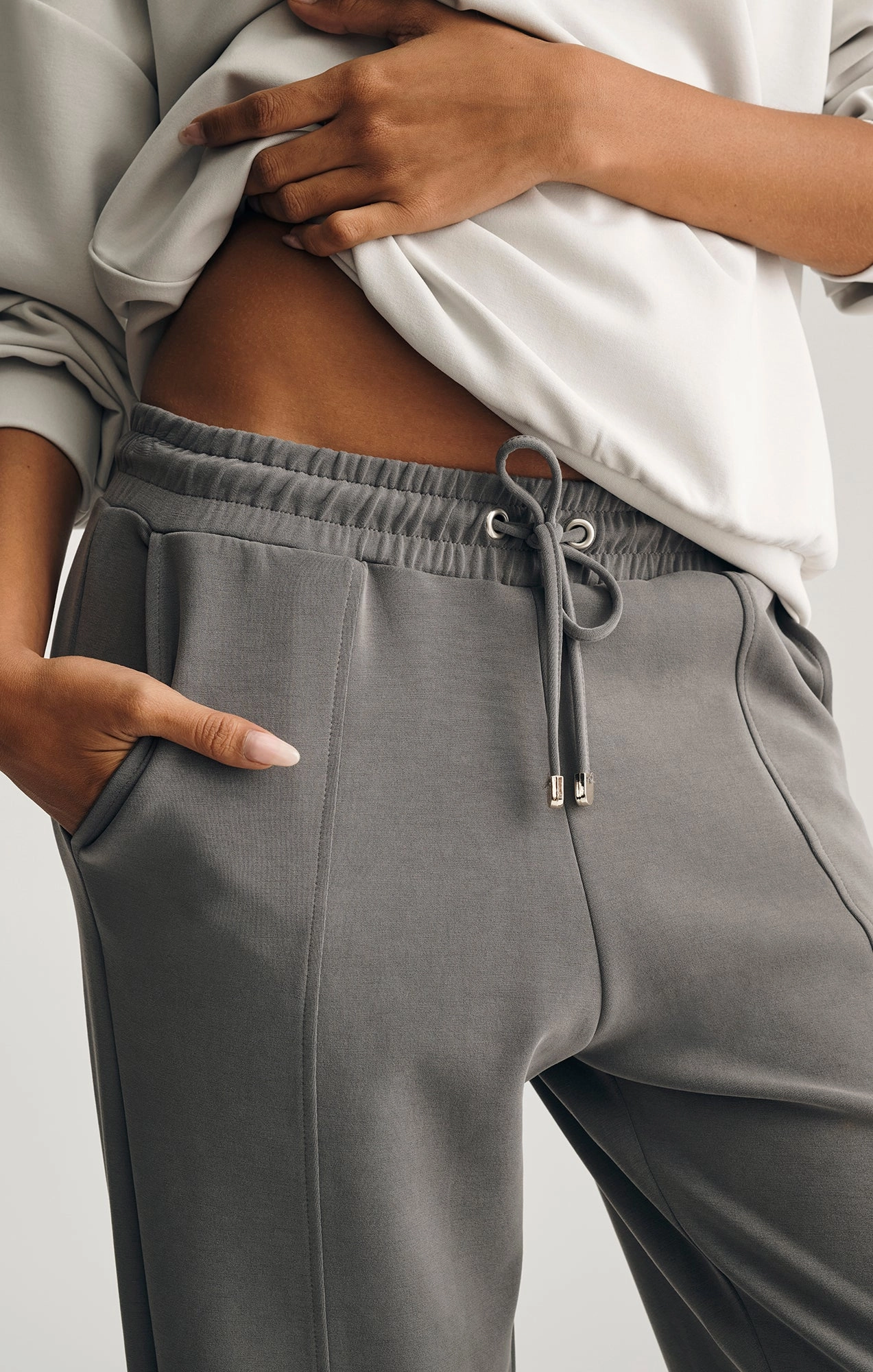 Relaxed Design LUXE TOUCH TENCEL? SWEATPANTS IN GARGOYLE