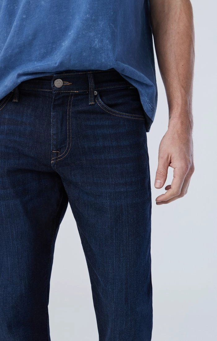 Relaxed Style Lightweight Durable MATT RELAXED STRAIGHT LEG IN RINSE BRUSHED NASHVILLE