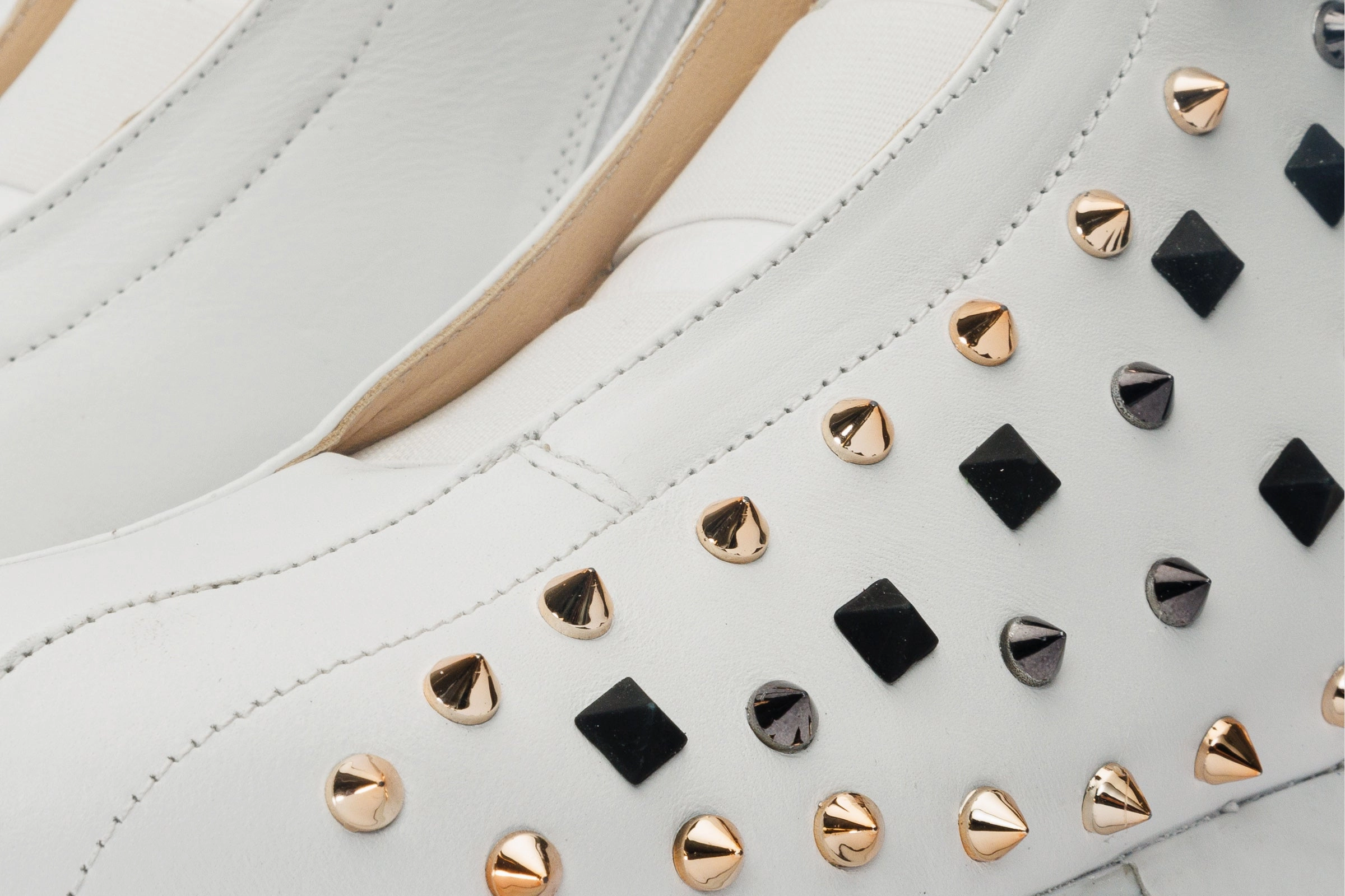 Smooth Use The Infanta High-Top White Spike Leather Men Sneaker Limited Edition