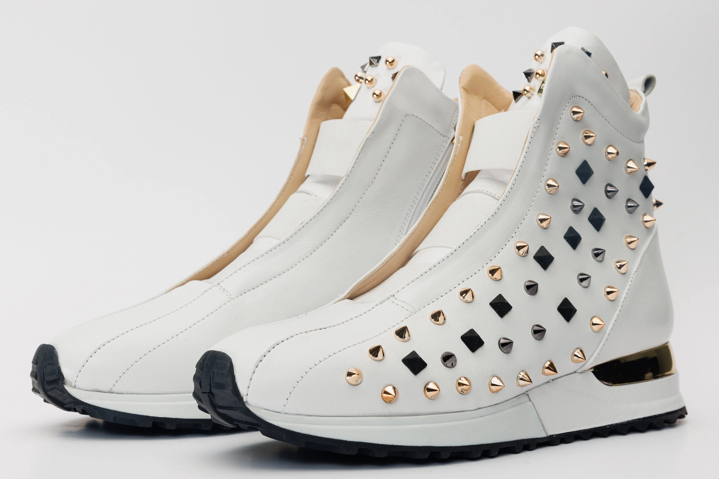 The Infanta High-Top White Spike Leather Men Sneaker Limited Edition Track Fit Durable Build