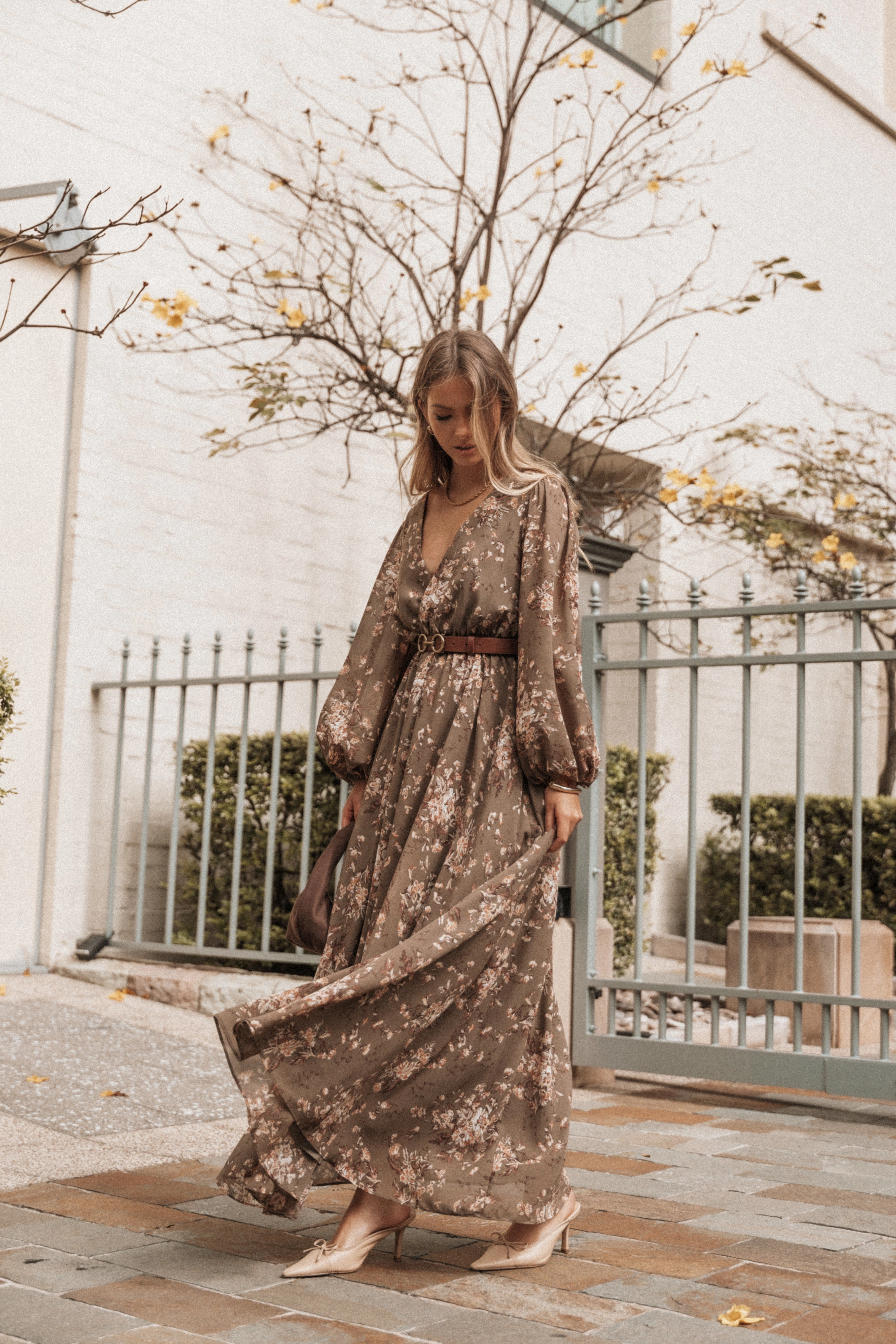 Anisa Maxi Dress - Olive Floral Relaxed Vibe Velvet-Edge