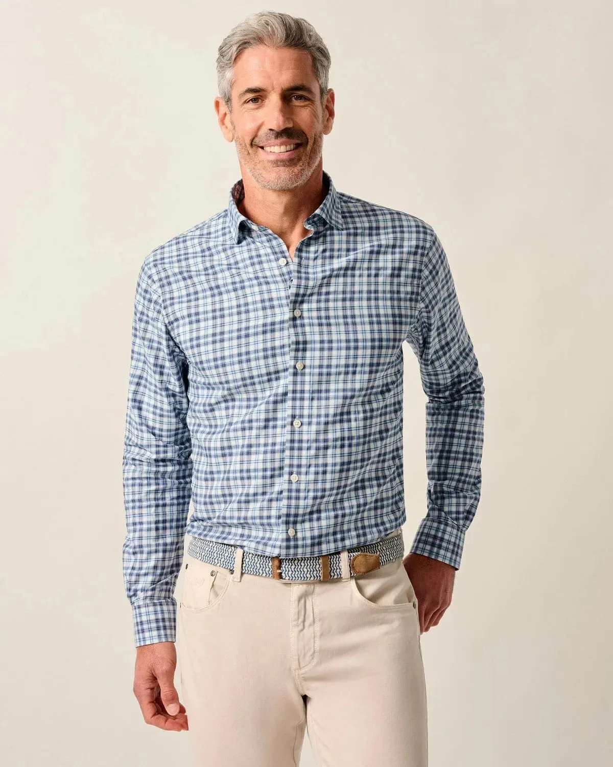 Tailored Silhouette natural fiber Featherweight Performance Button Down Shirt - Donovan