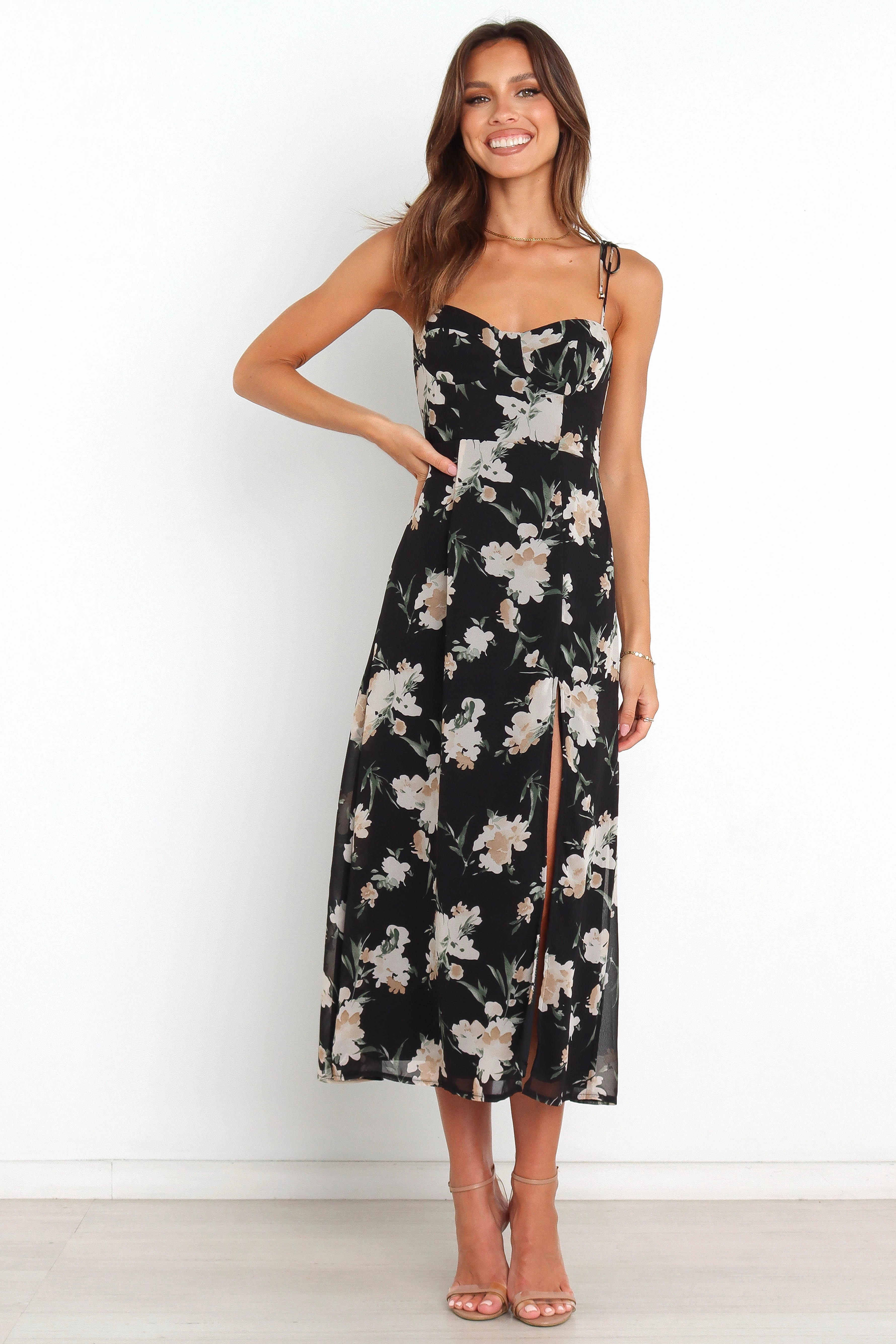 Relaxed-fit maxi dress Polished Appearance Meg Dress - Black