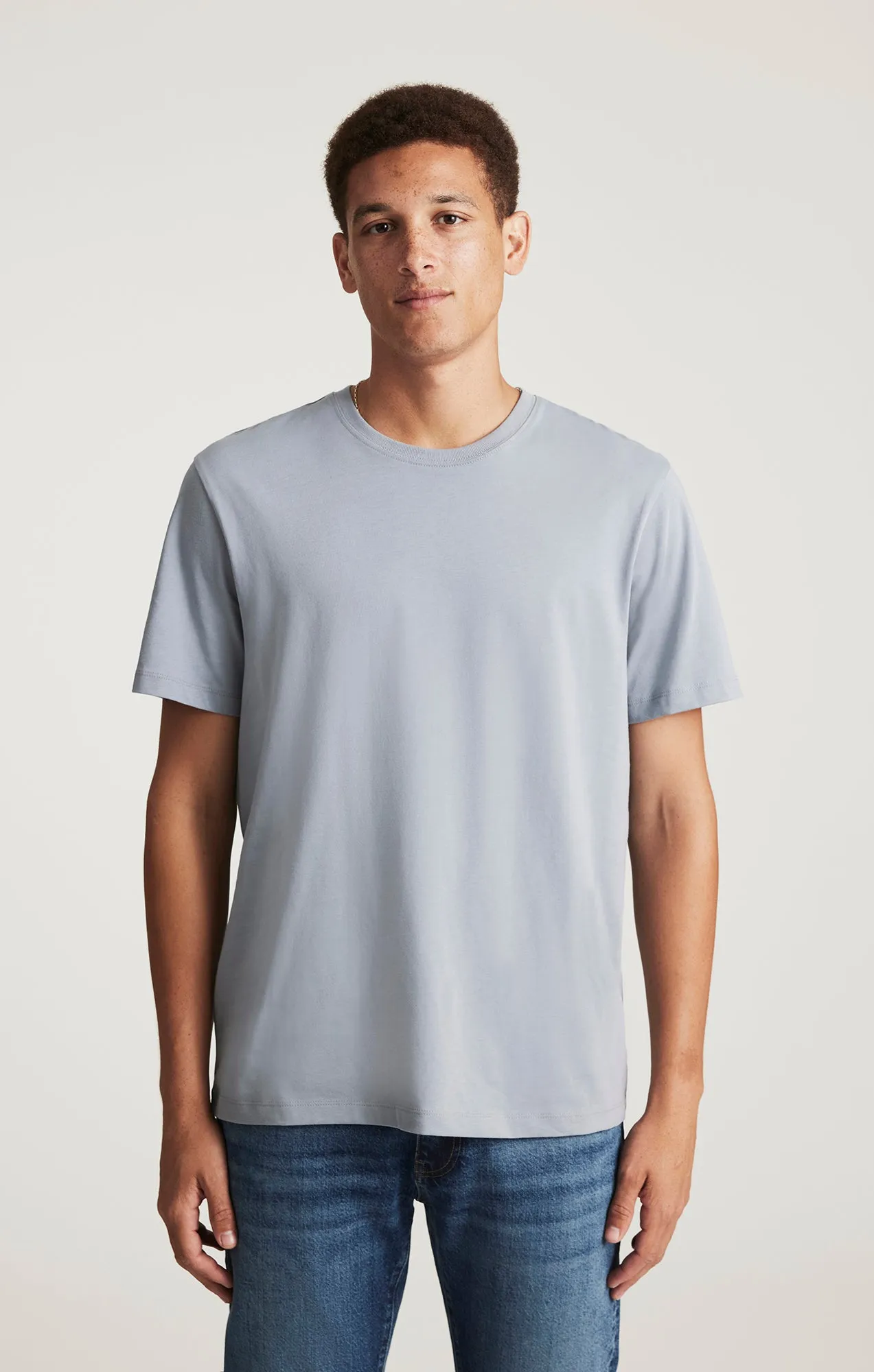 SHORT SLEEVE CREW NECK T-SHIRT IN TRADEWINDS Breathable wear Perfect for Travel