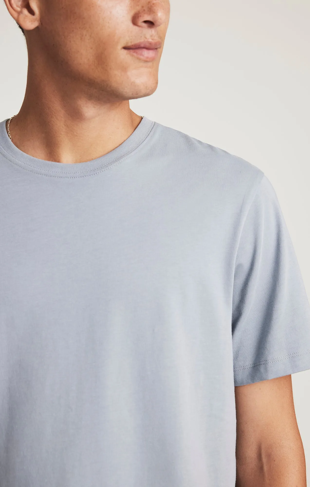 Cozy Hug Fashion Fit SHORT SLEEVE CREW NECK T-SHIRT IN TRADEWINDS