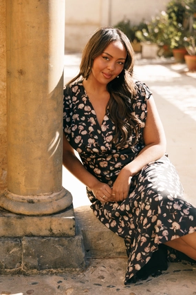 Underwire-Support Crystal-Detail Amarlee Maxi Dress - Black Floral