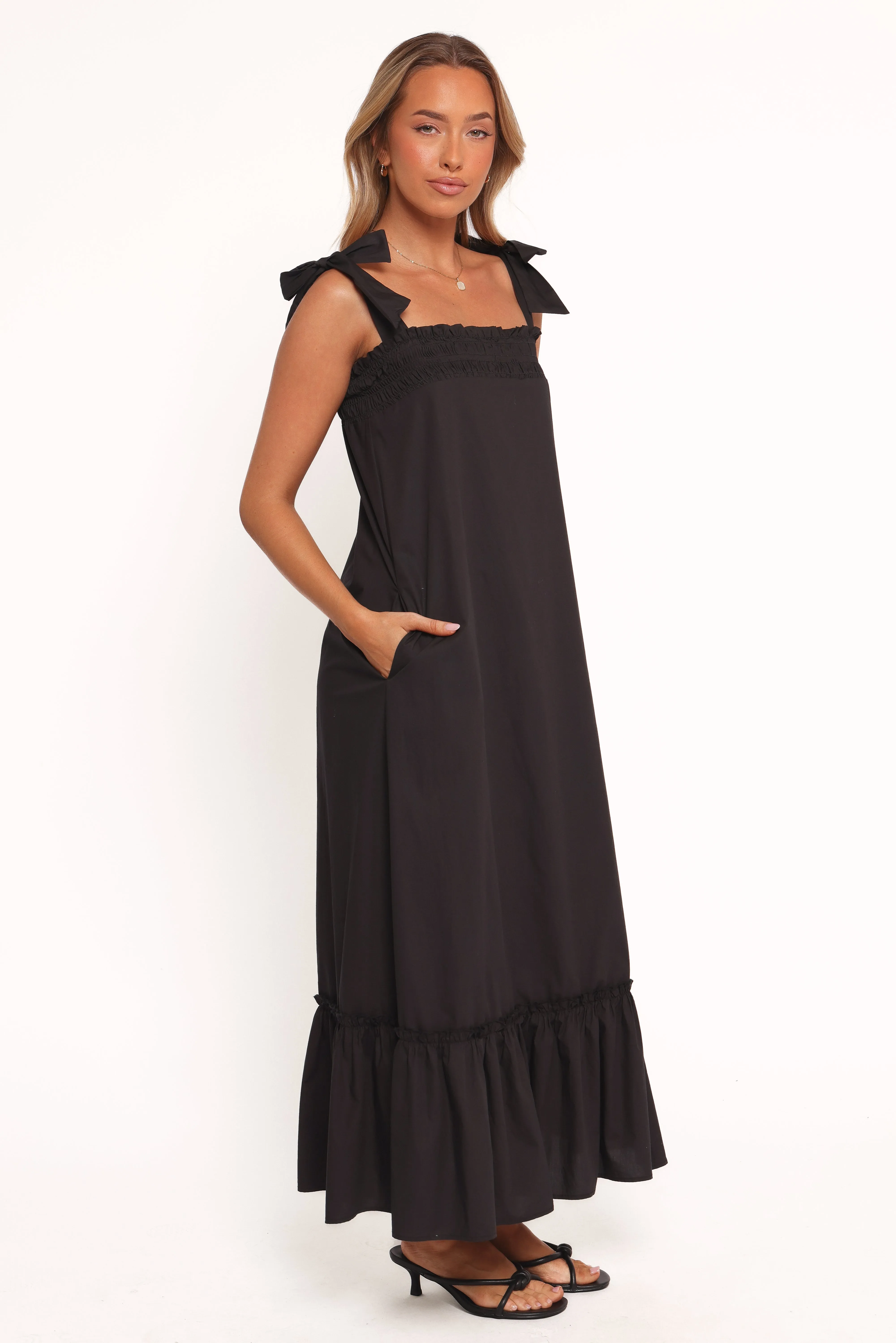 Vacation Vibes Irina Maxi Dress - Black