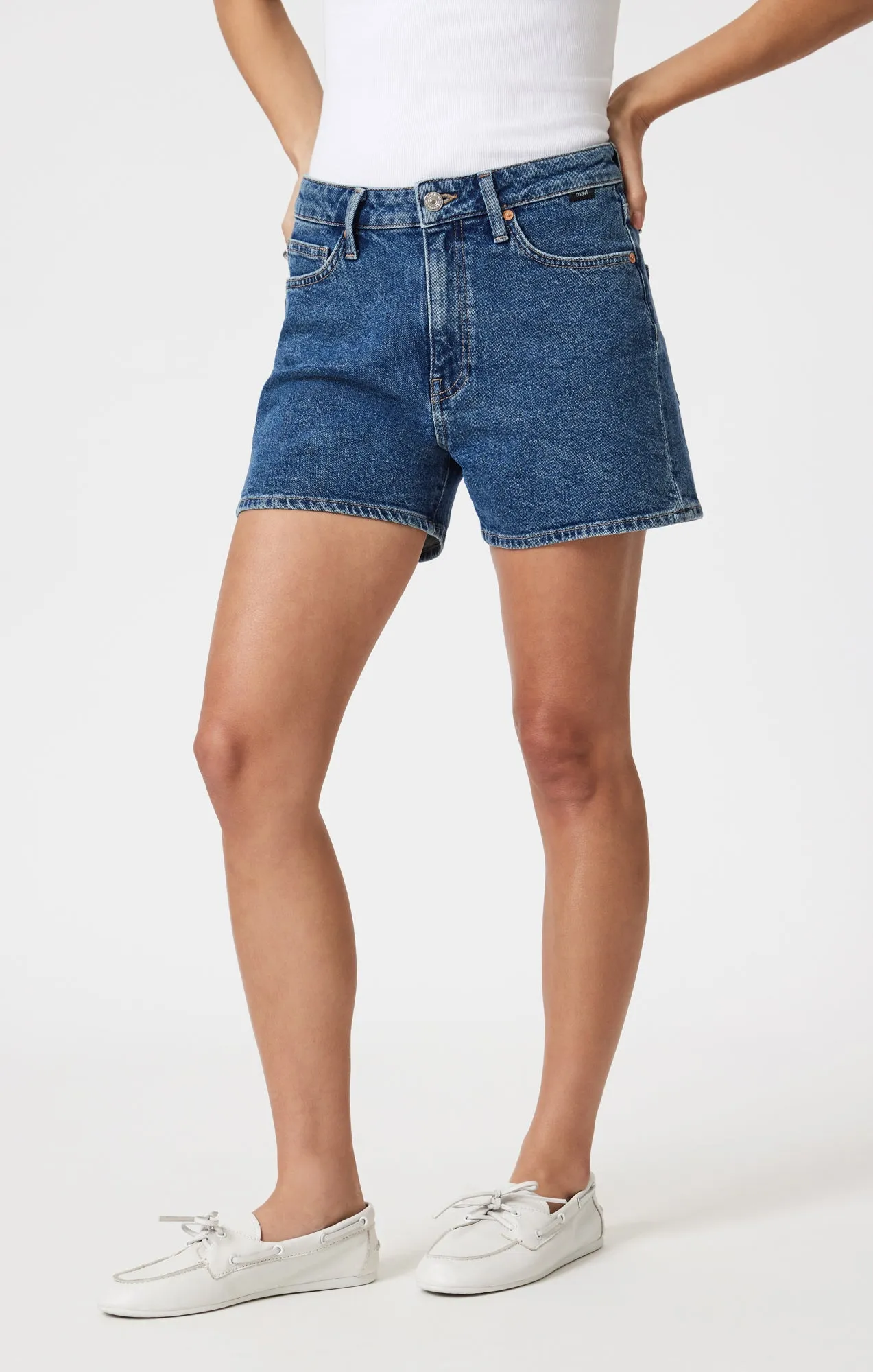Weightless Travel Design HEIDI SHORTS IN DARK SHADED 90's