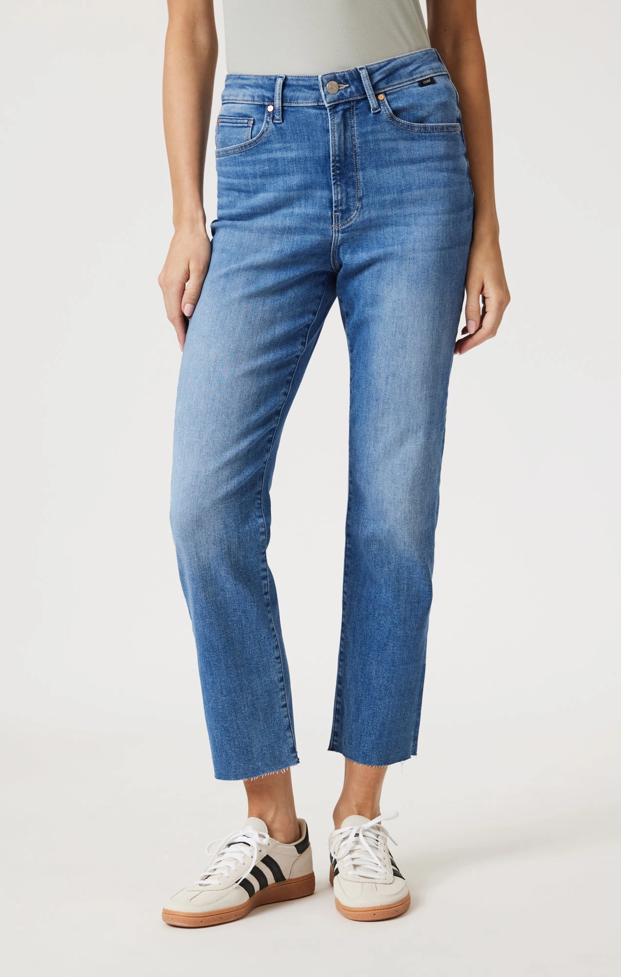 NEW YORK STRAIGHT LEG IN MID BLUE FLEX BLUE Tailored Design