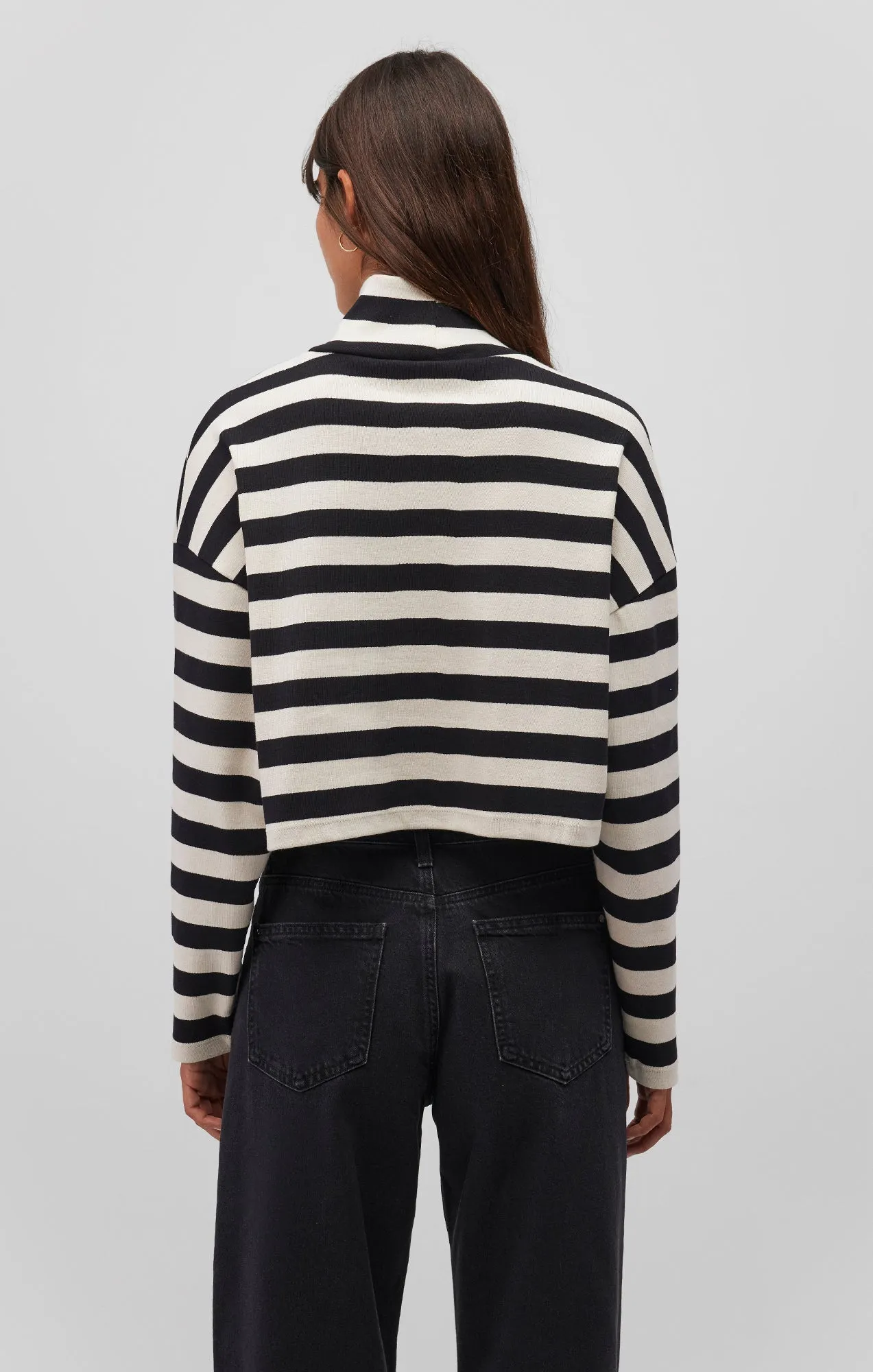 LONG SLEEVE TURTLENECK CROP TOP Youthful Appeal