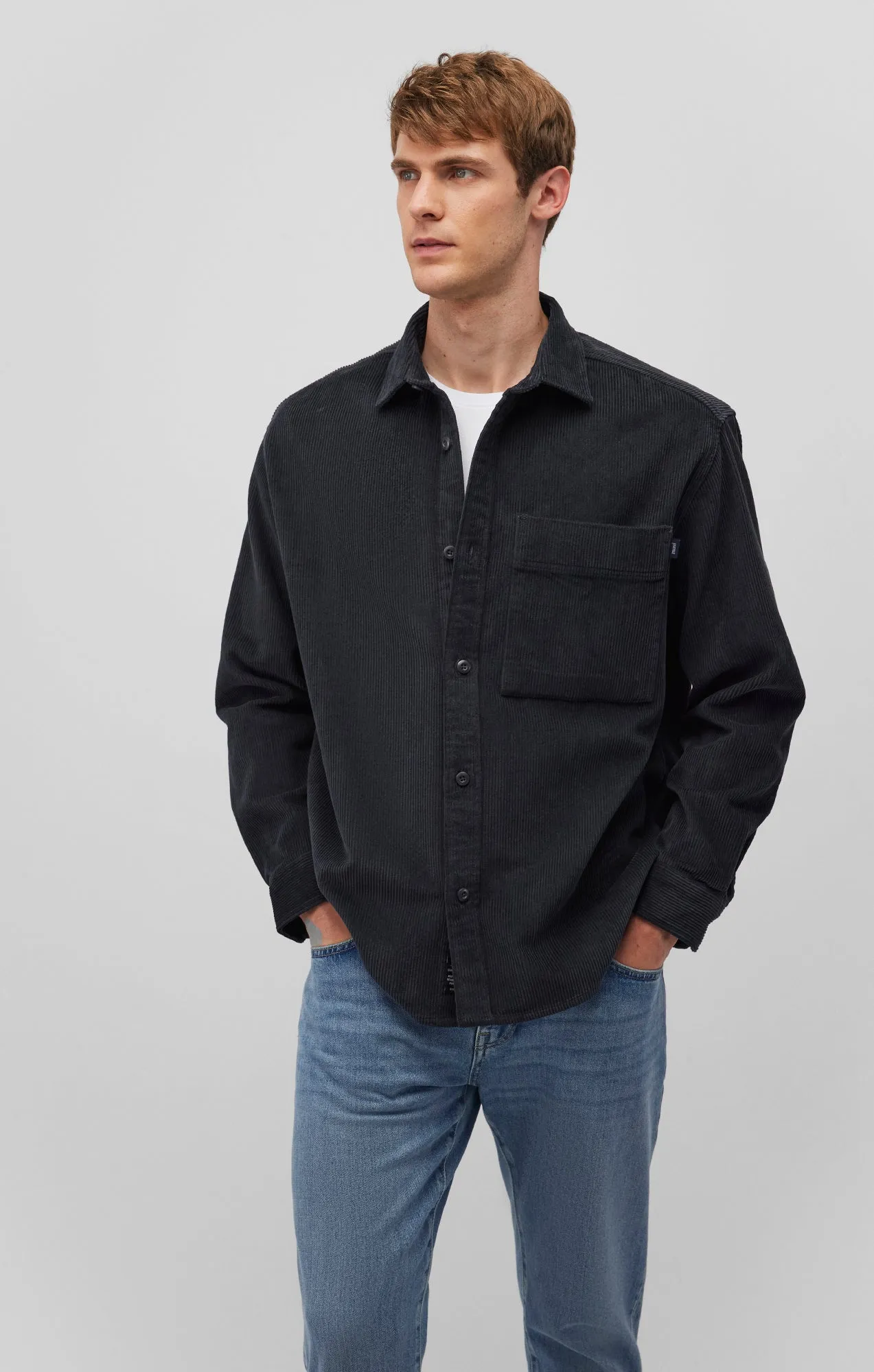 CORDUROY BUTTON-UP SHIRT IN PHANTOM Versatile Piece