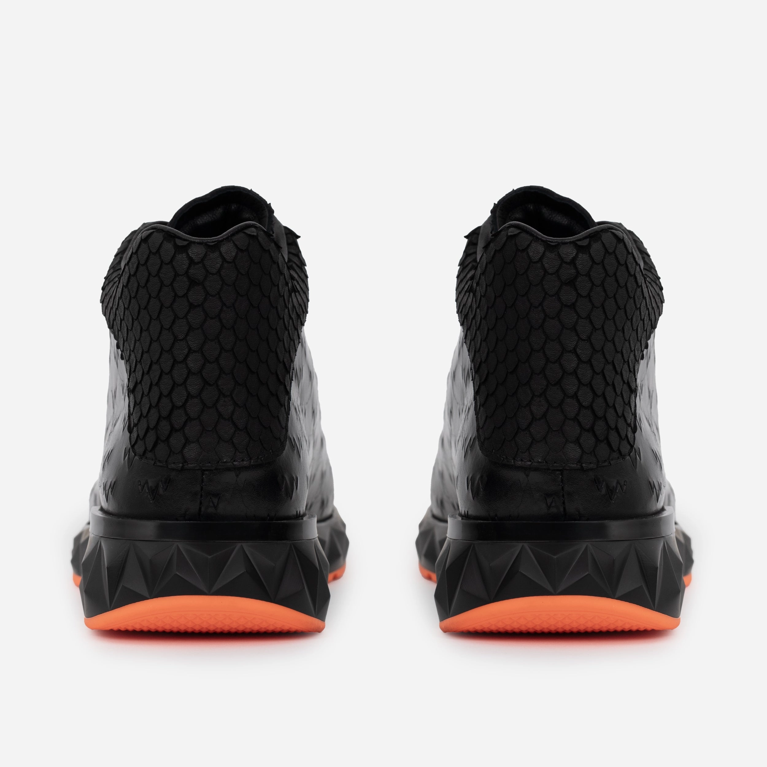 The Caesars Black Leather High-Top Men Sneaker Anti Friction Lining