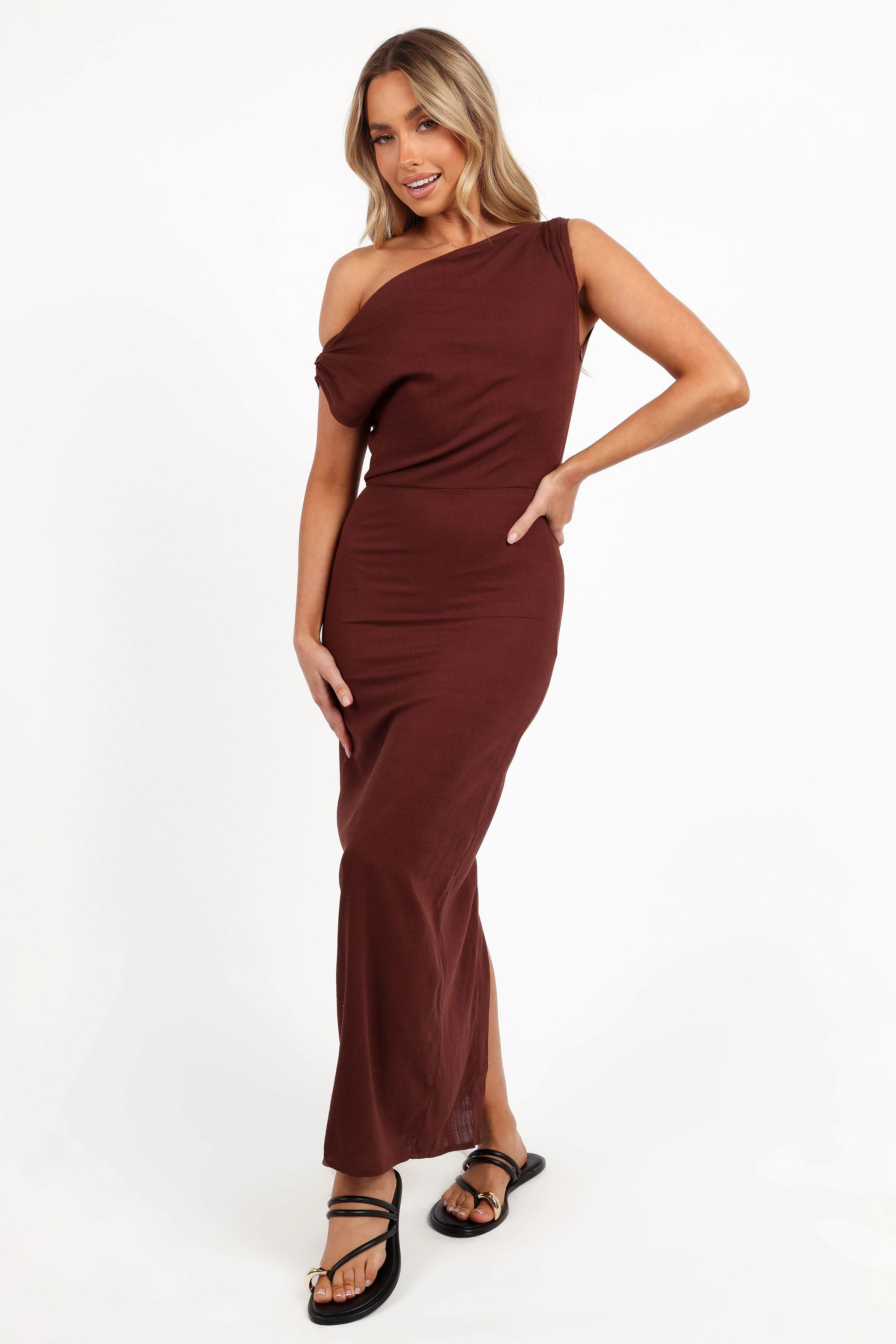 Kassie Off Shoulder Dress - Chocolate Brown Smile Feel Layered Volume