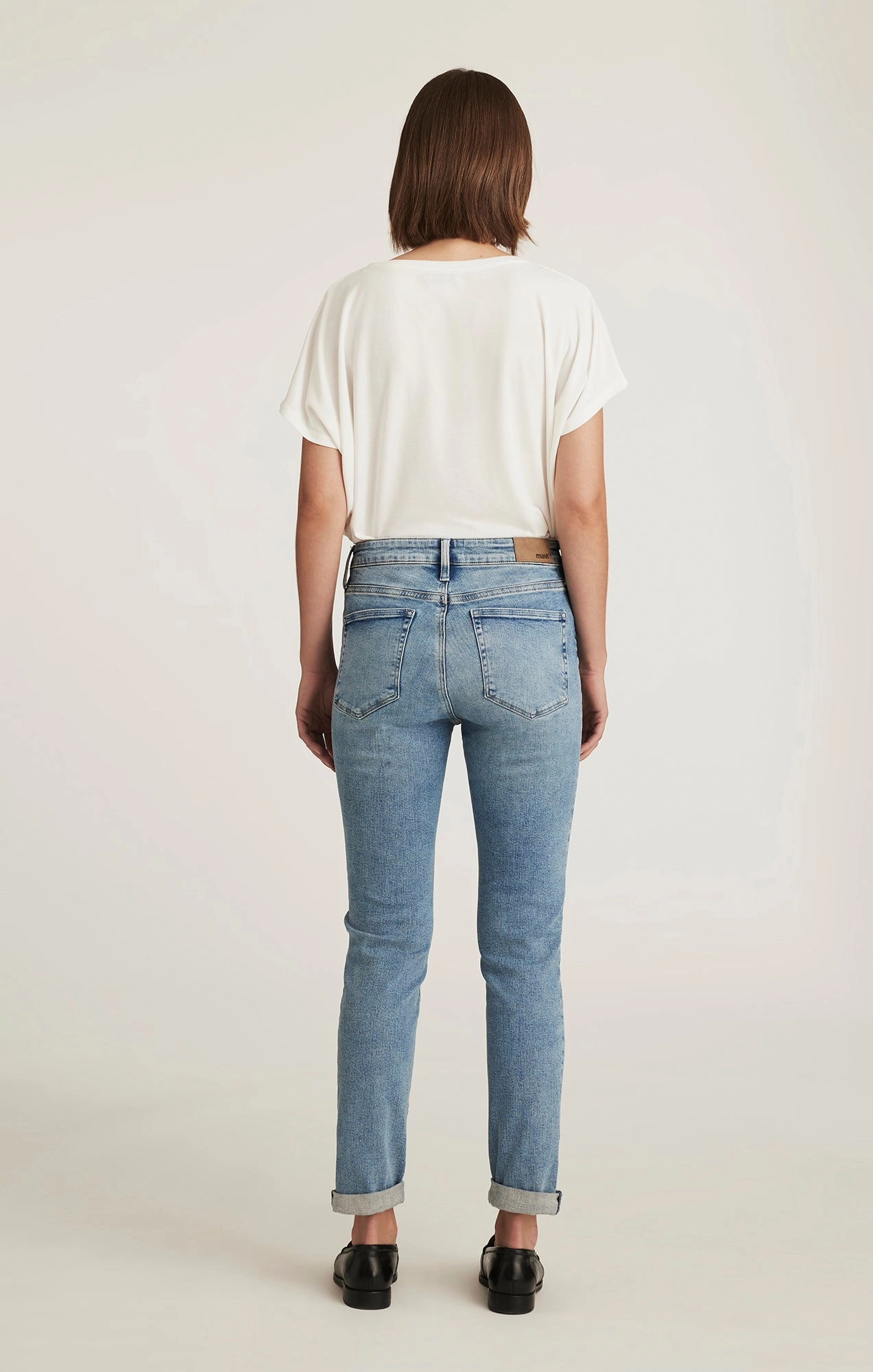 KATHLEEN SLIM BOYFRIEND IN LIGHT BRUSHED FLEX BLUE Stretch Classic Gym Ready Flex Look