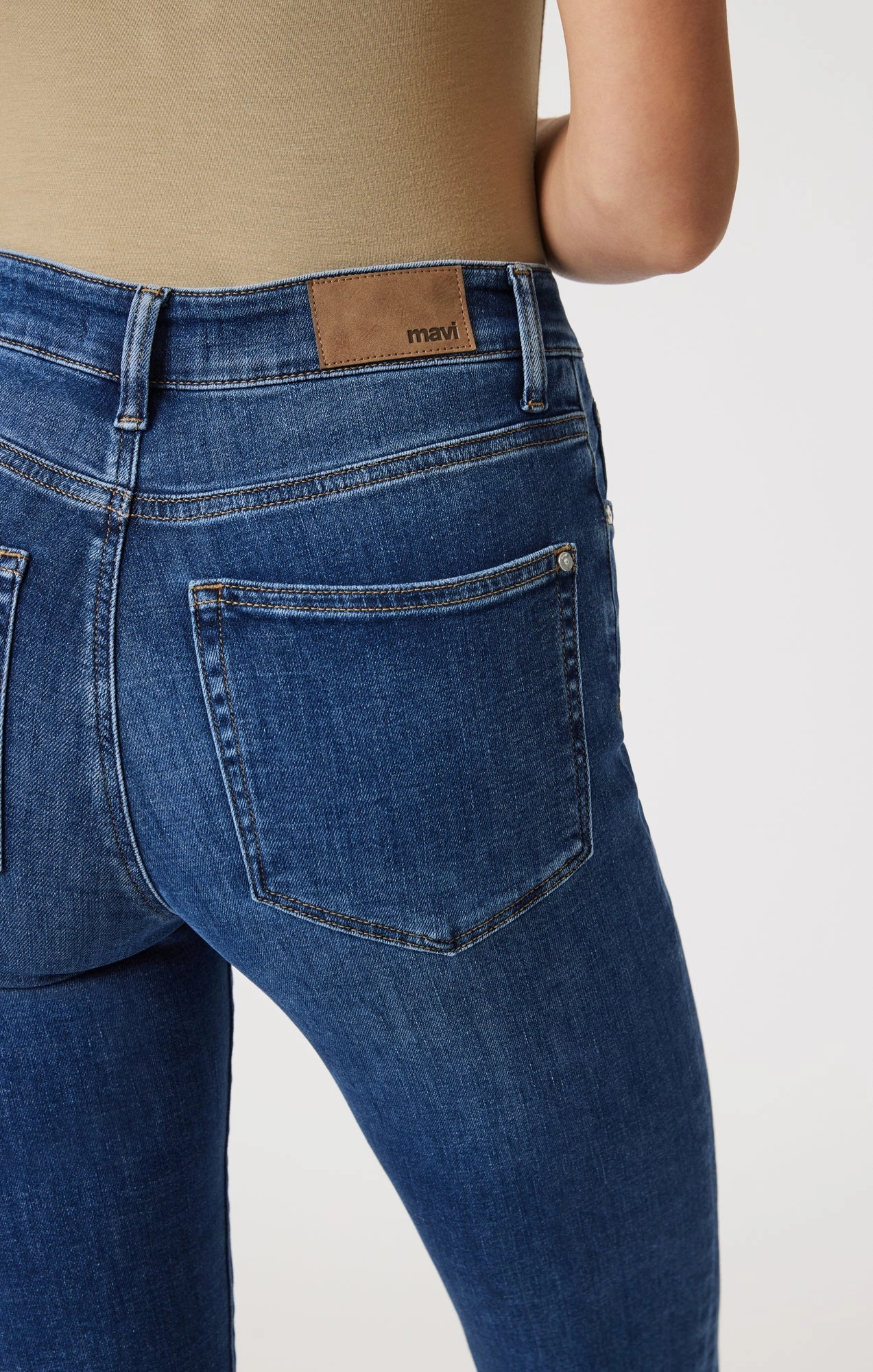 KENDRA STRAIGHT LEG IN DARK BRUSHED FEATHER BLUE Summer Vibes