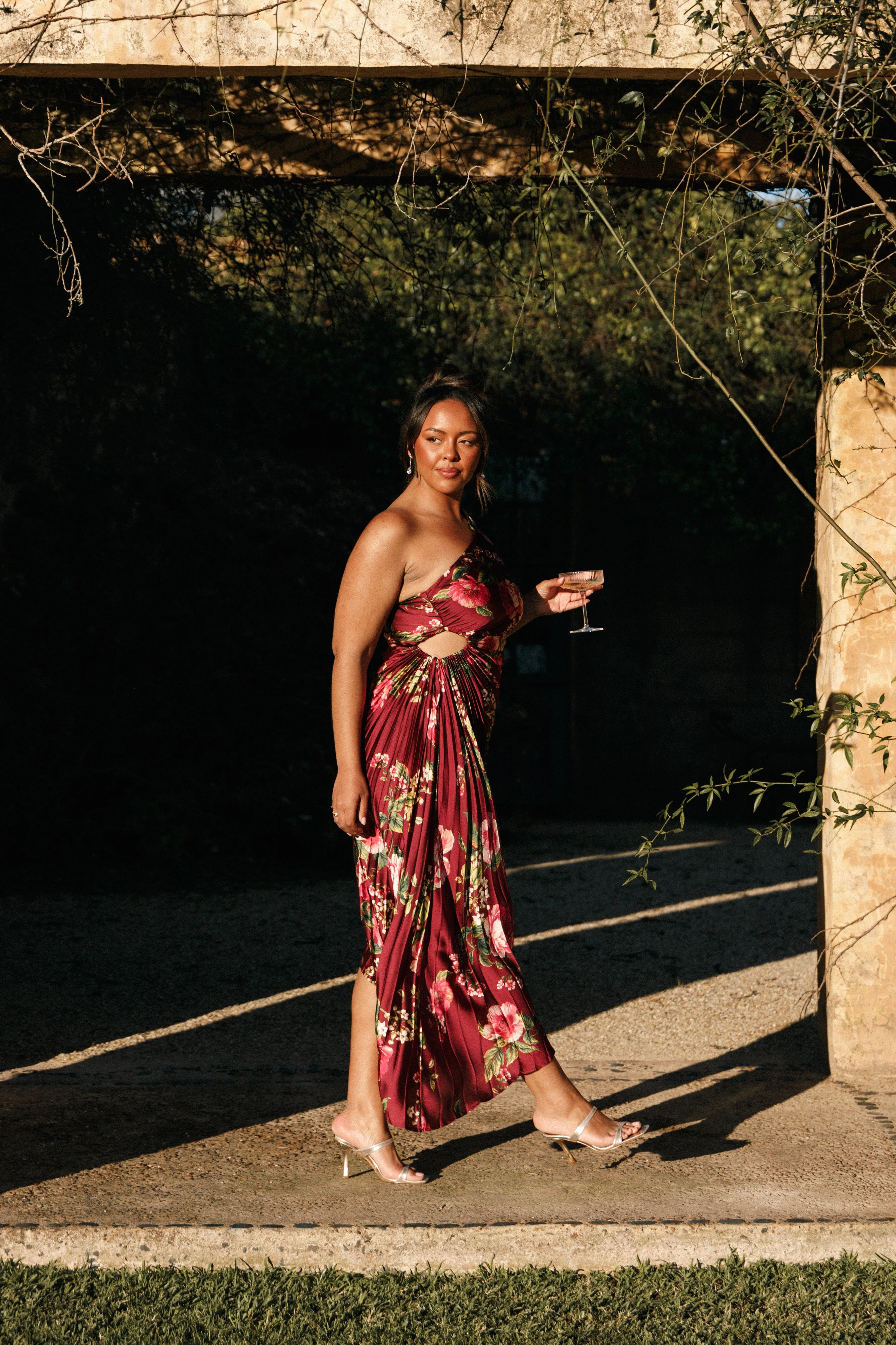 Kleo One Shoulder Maxi Dress - Burgundy Floral Minimal Detail Trendy Piece