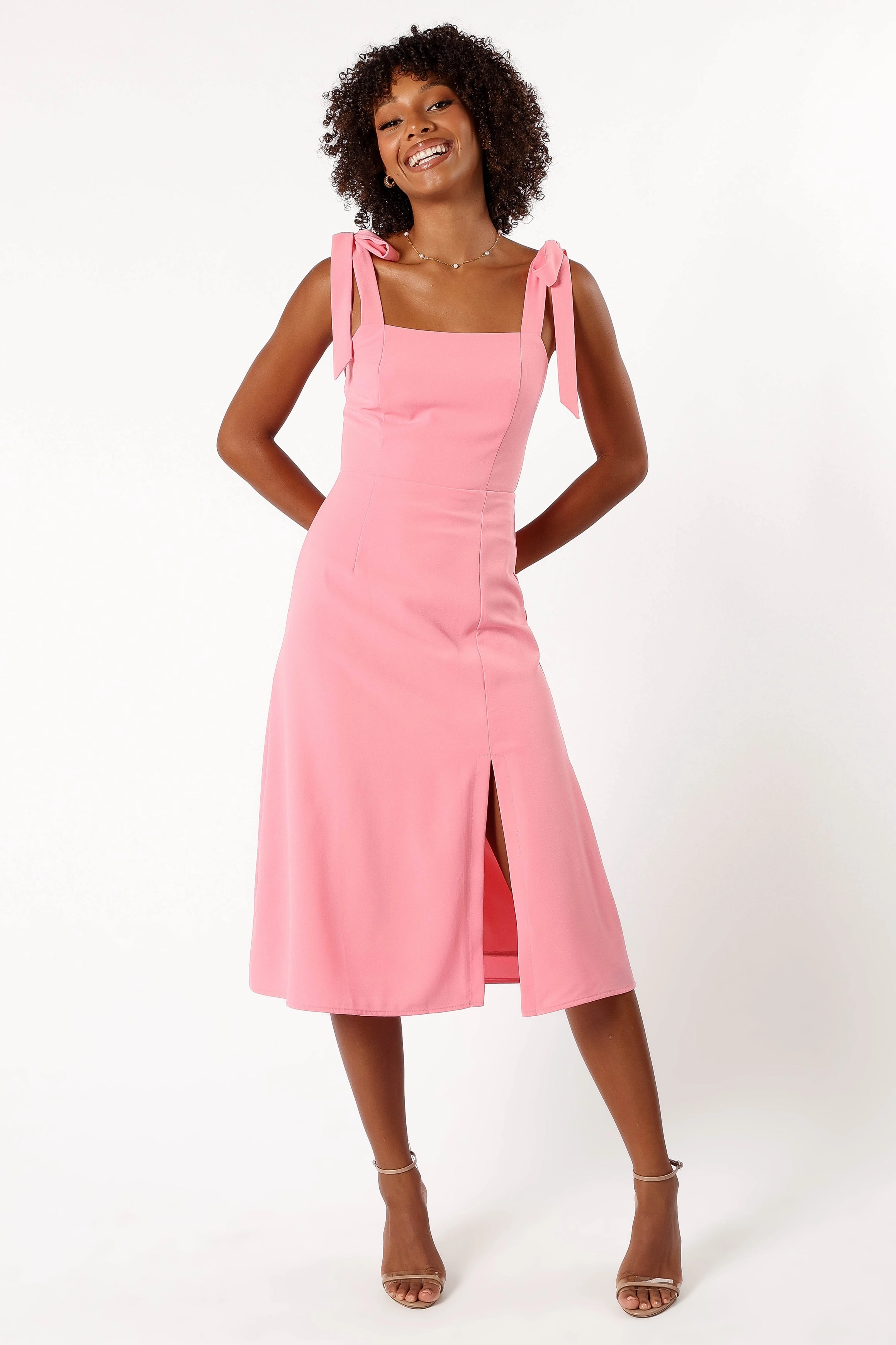 Laurel Dress - Pink Influencer-Approved Sleek long-sleeve dress