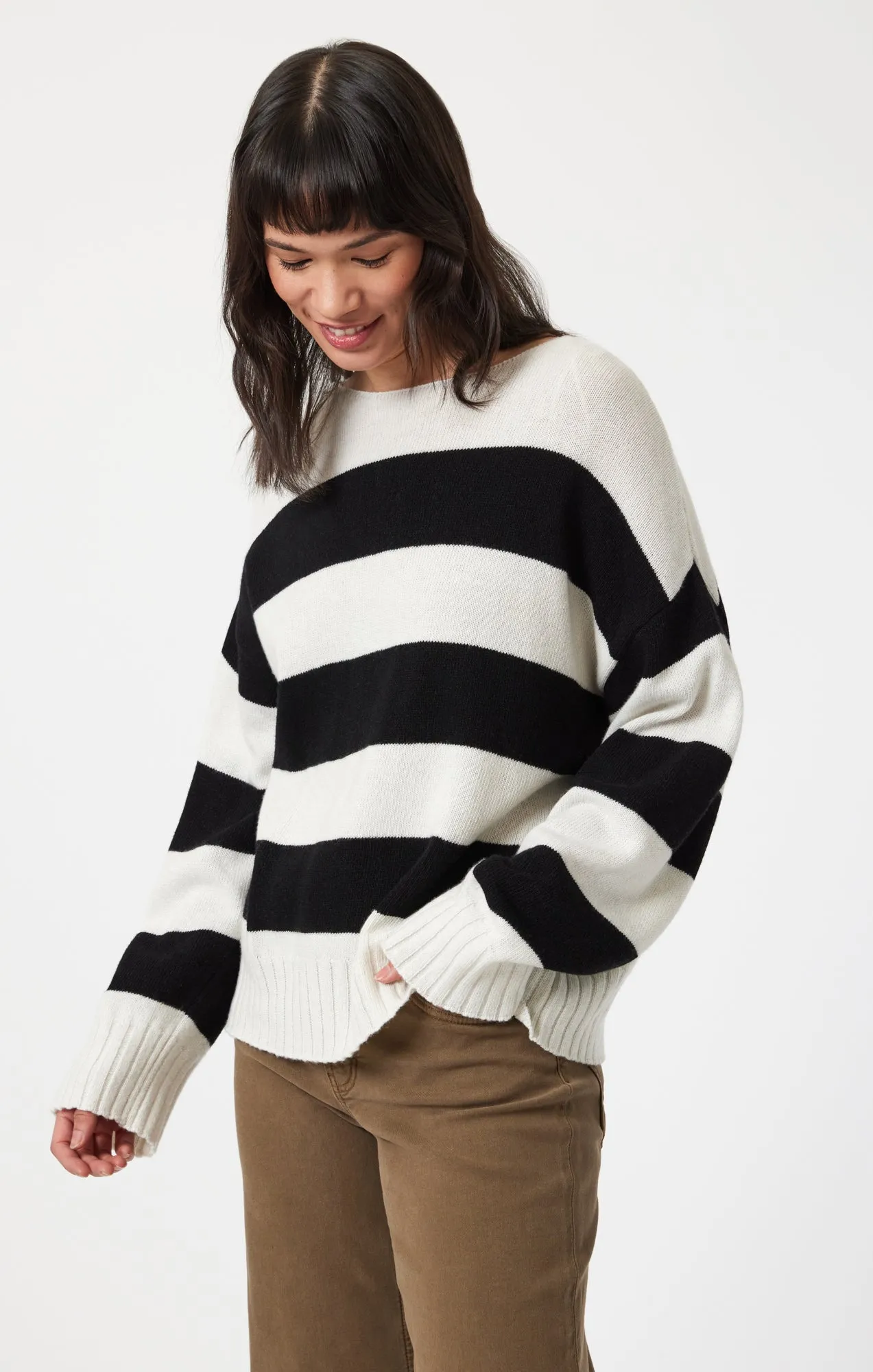 BOAT NECK SWEATER IN BLACK STRIPE Versatile Piece Yoga Friendly