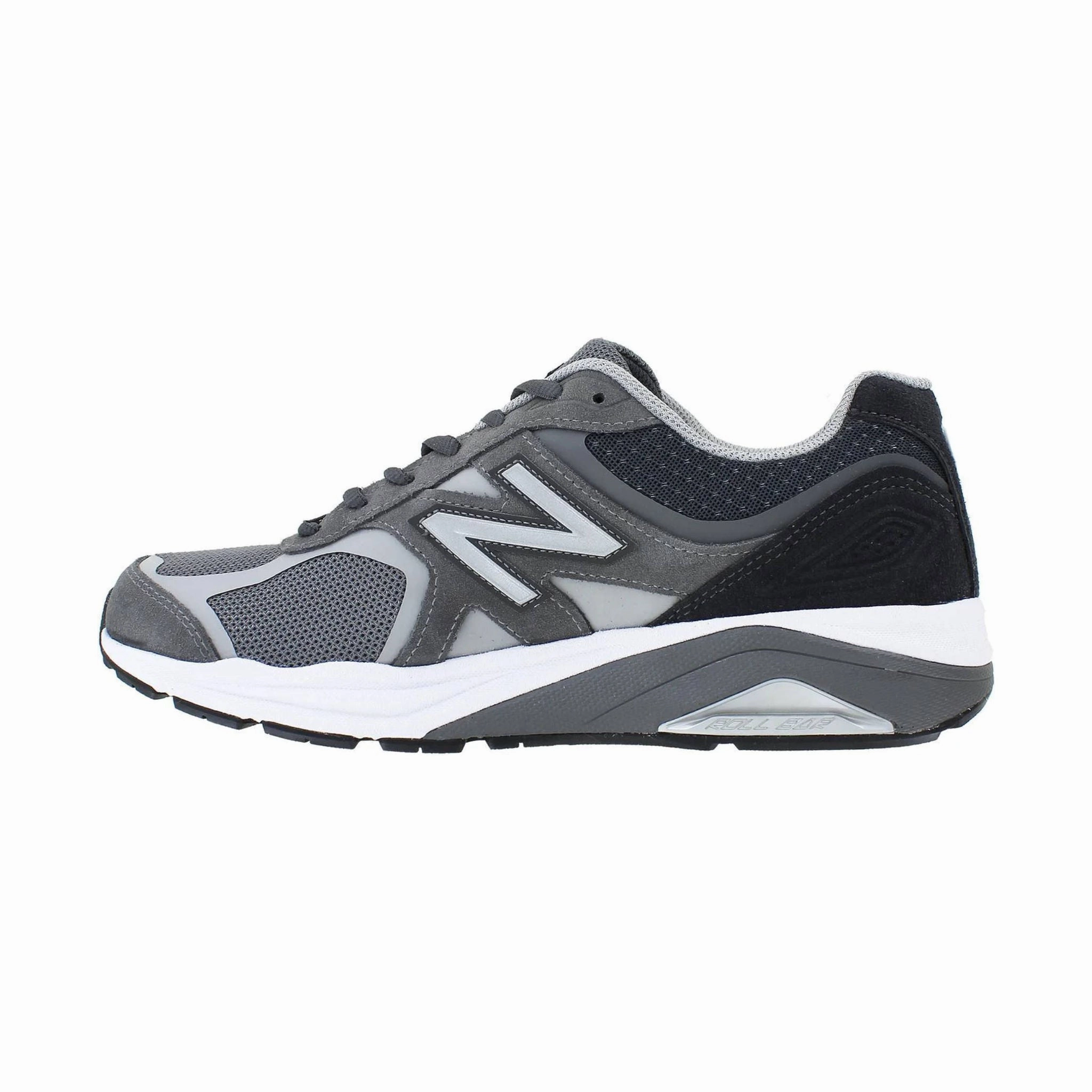 Comfort Tongue Structured grip New Balance Men's 1540v3 Running Shoes - Grey Suede