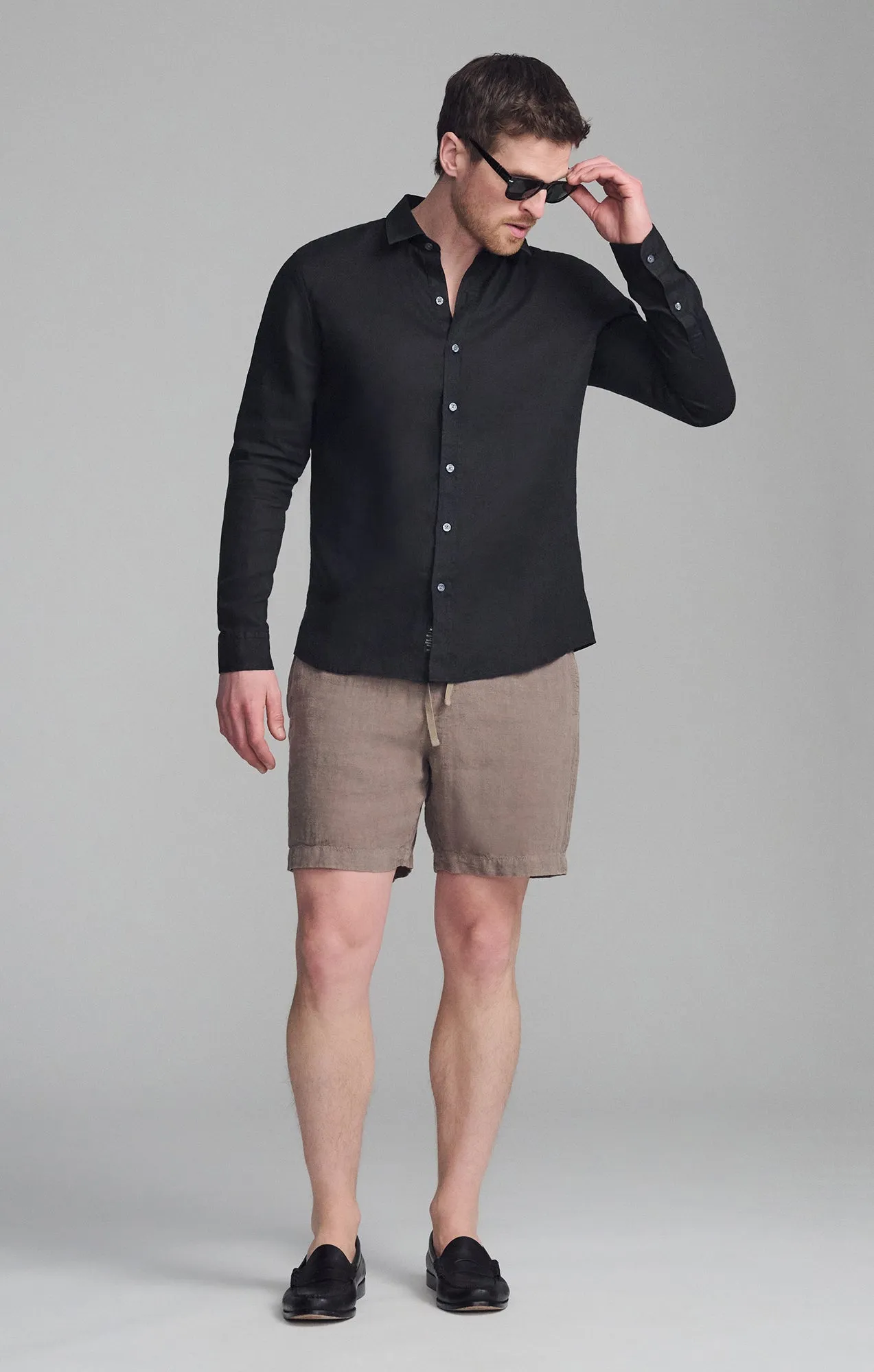 LINEN LONG SLEEVE BUTTON-UP SHIRT IN BLACK Everyday Wear