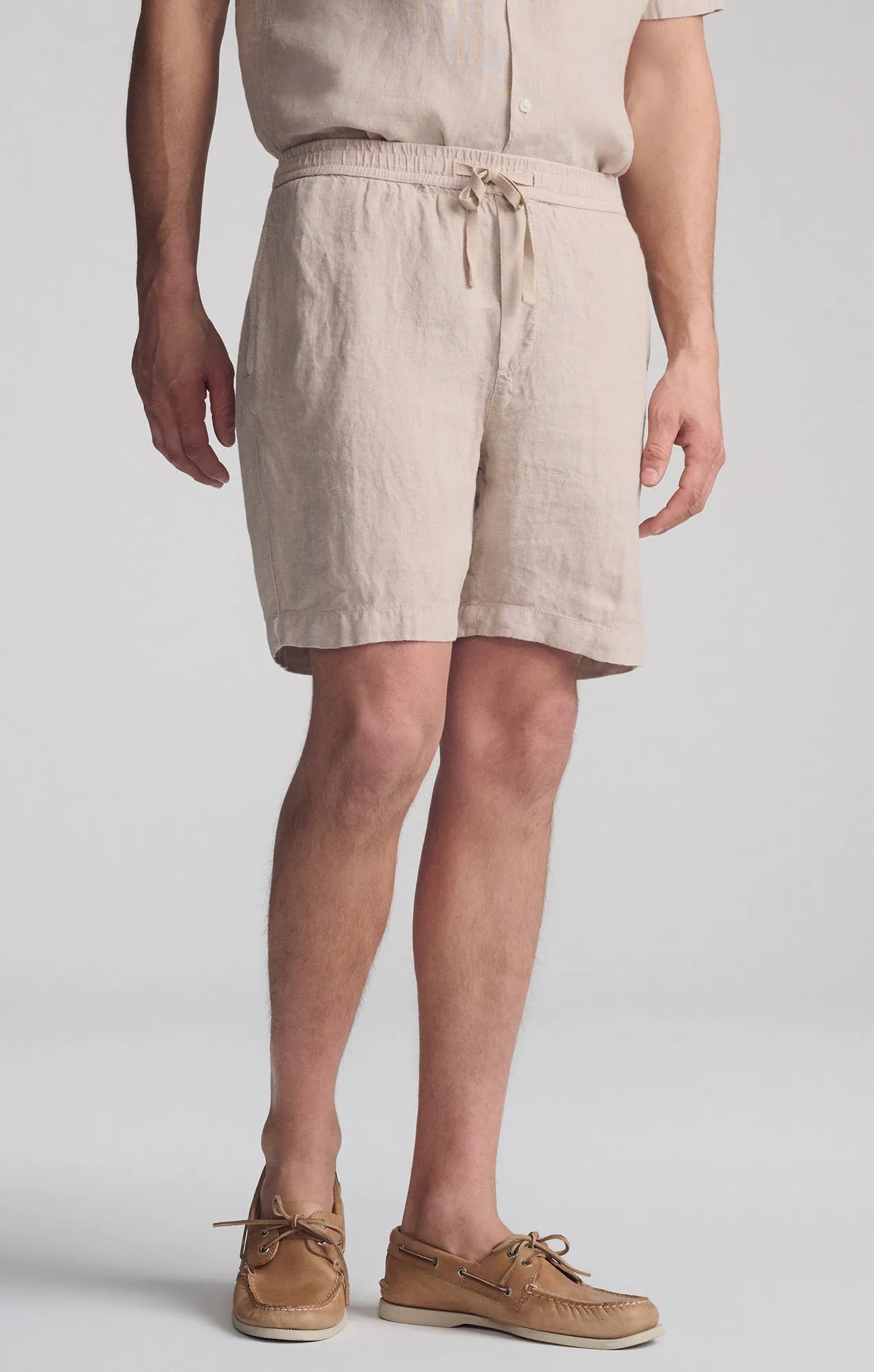 Utility Fit tumble dry LINEN POCKET SHORTS IN SAND