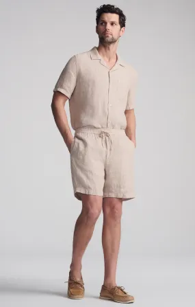 LINEN POCKET SHORTS IN SAND Stretch waistband service industry