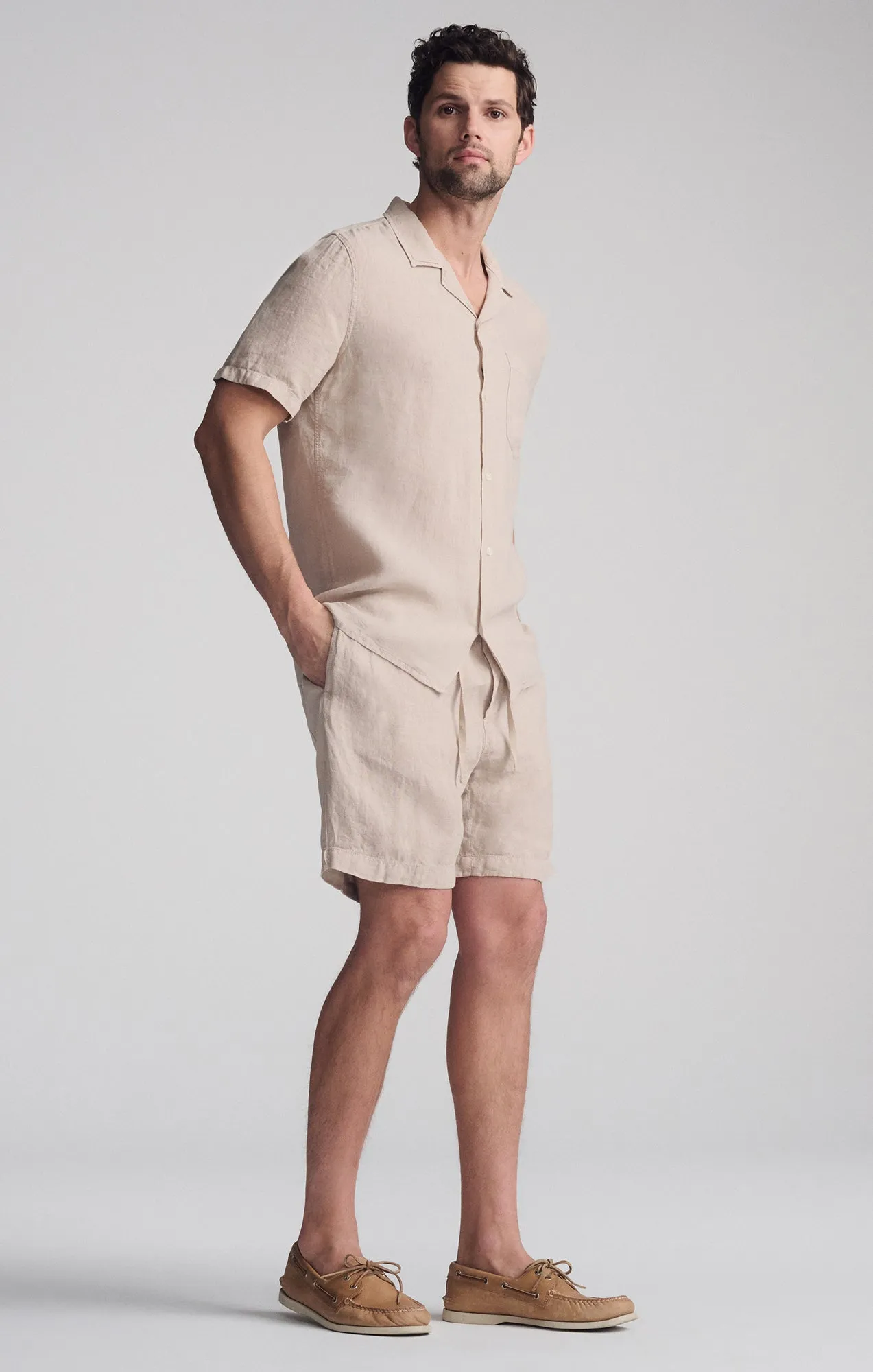 Light Wear Unisex Design LINEN SHORT SLEEVE SHIRT IN SAND