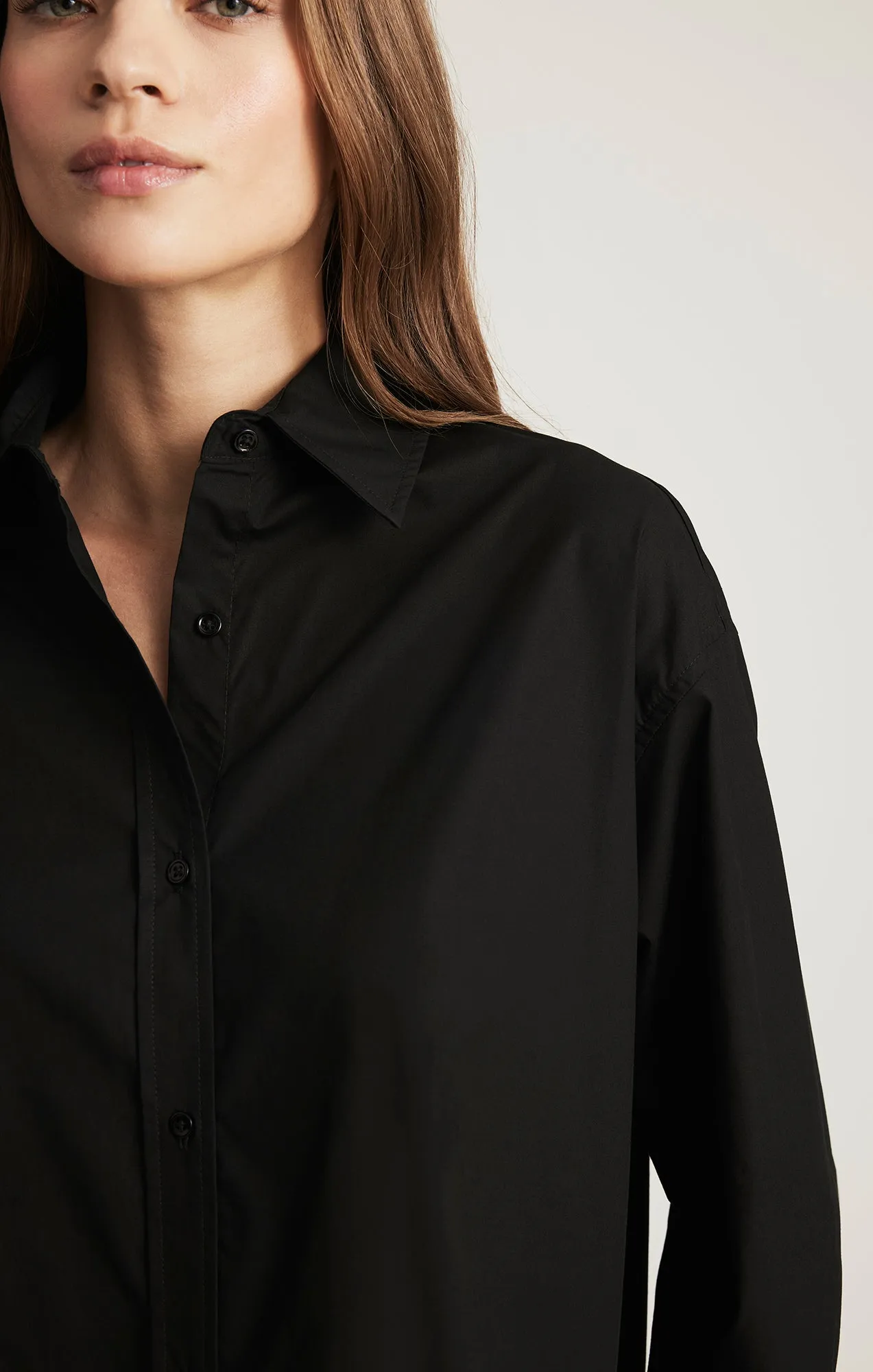 Embroidered Logo LONG SLEEVE BUTTON-UP SHIRT IN BLACK