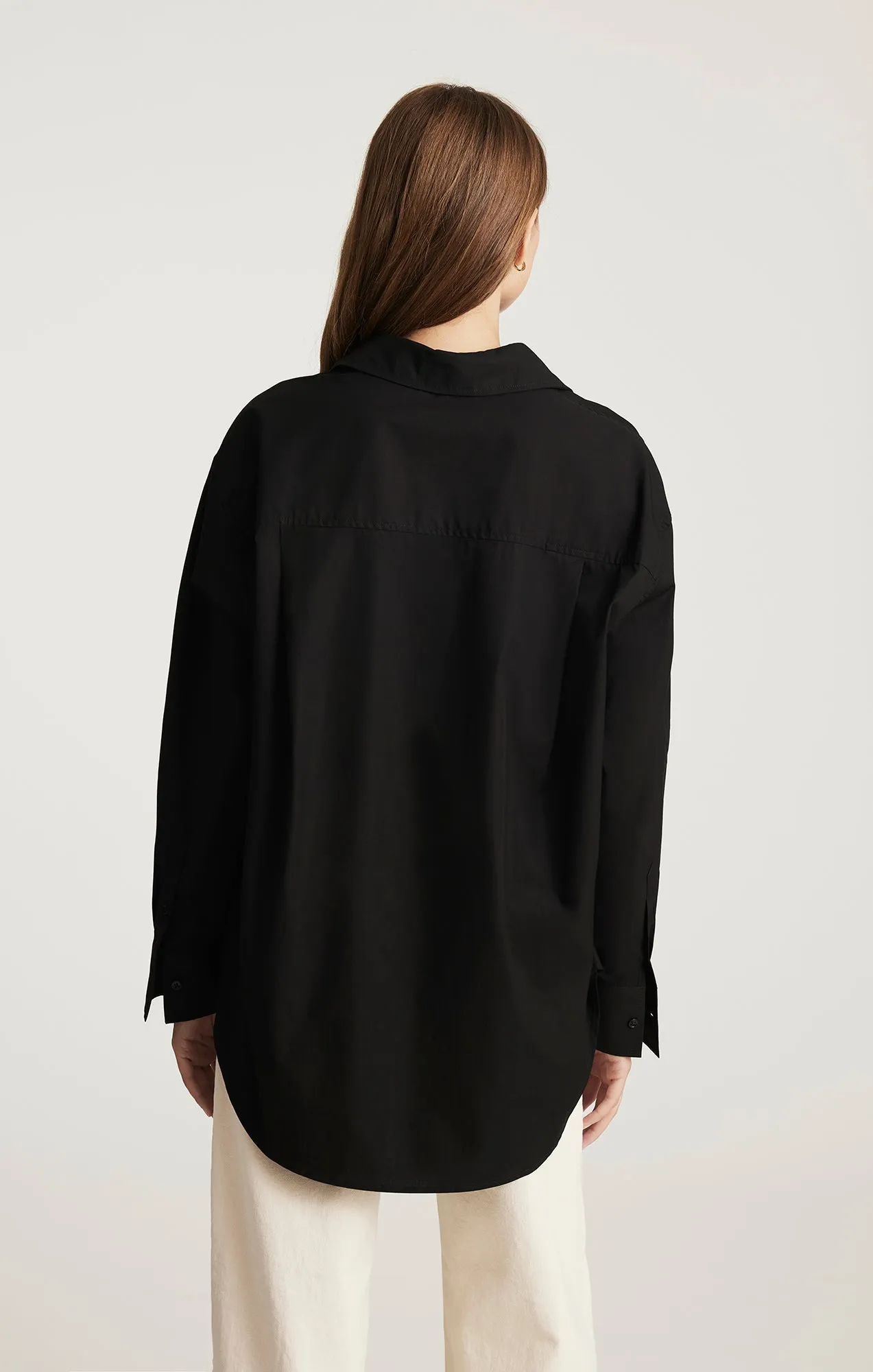 Soft Material LONG SLEEVE BUTTON-UP SHIRT IN BLACK