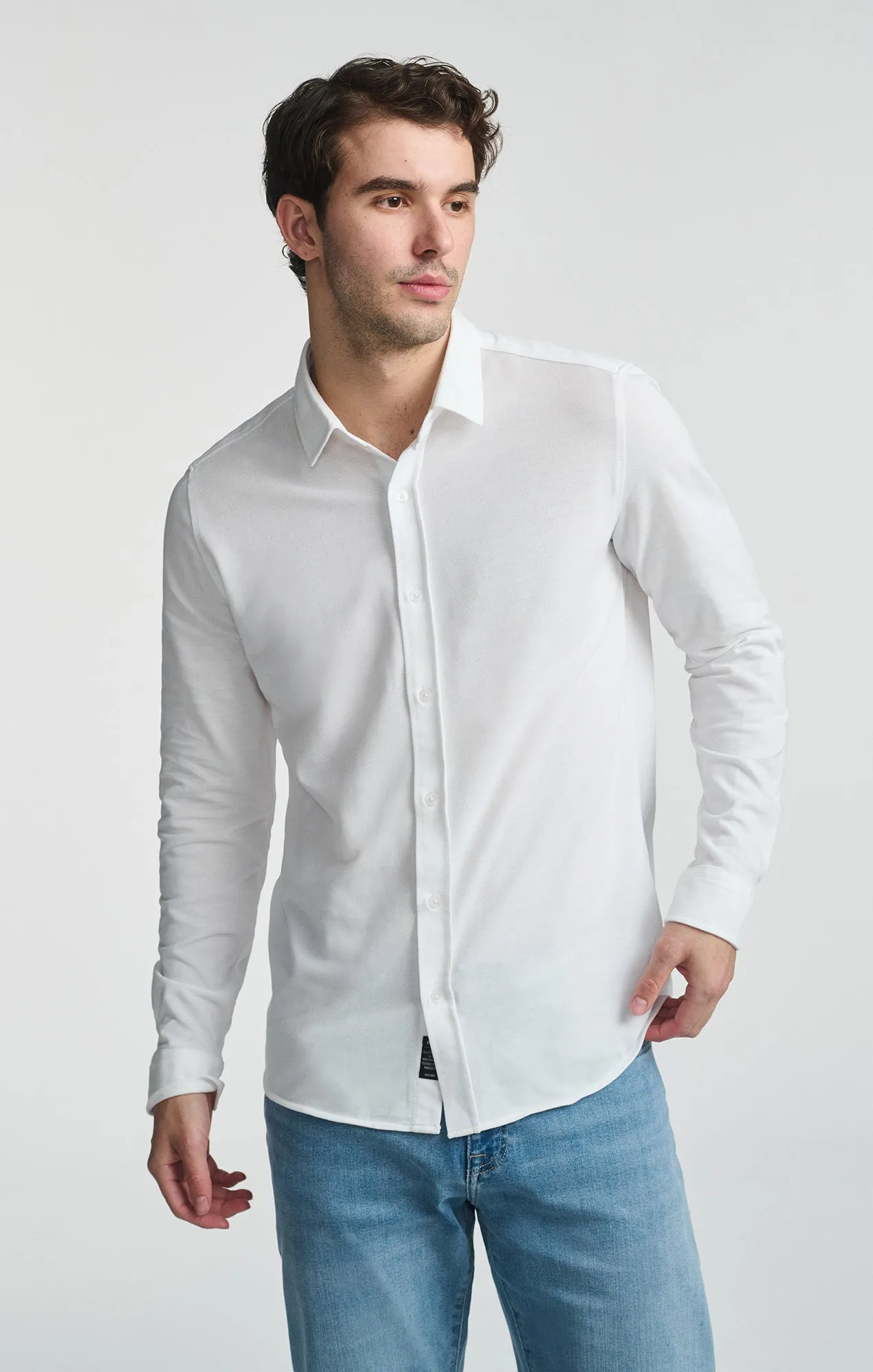 LONG SLEEVE BUTTON-UP SHIRT IN WHITE Simple Comfort Beach Attire