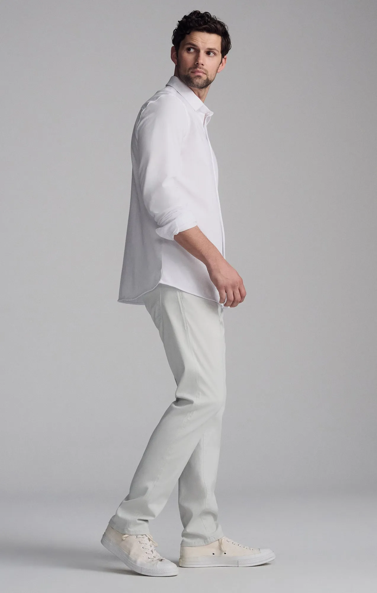 LONG SLEEVE DRESS SHIRT IN WHITE Mix-And-Match