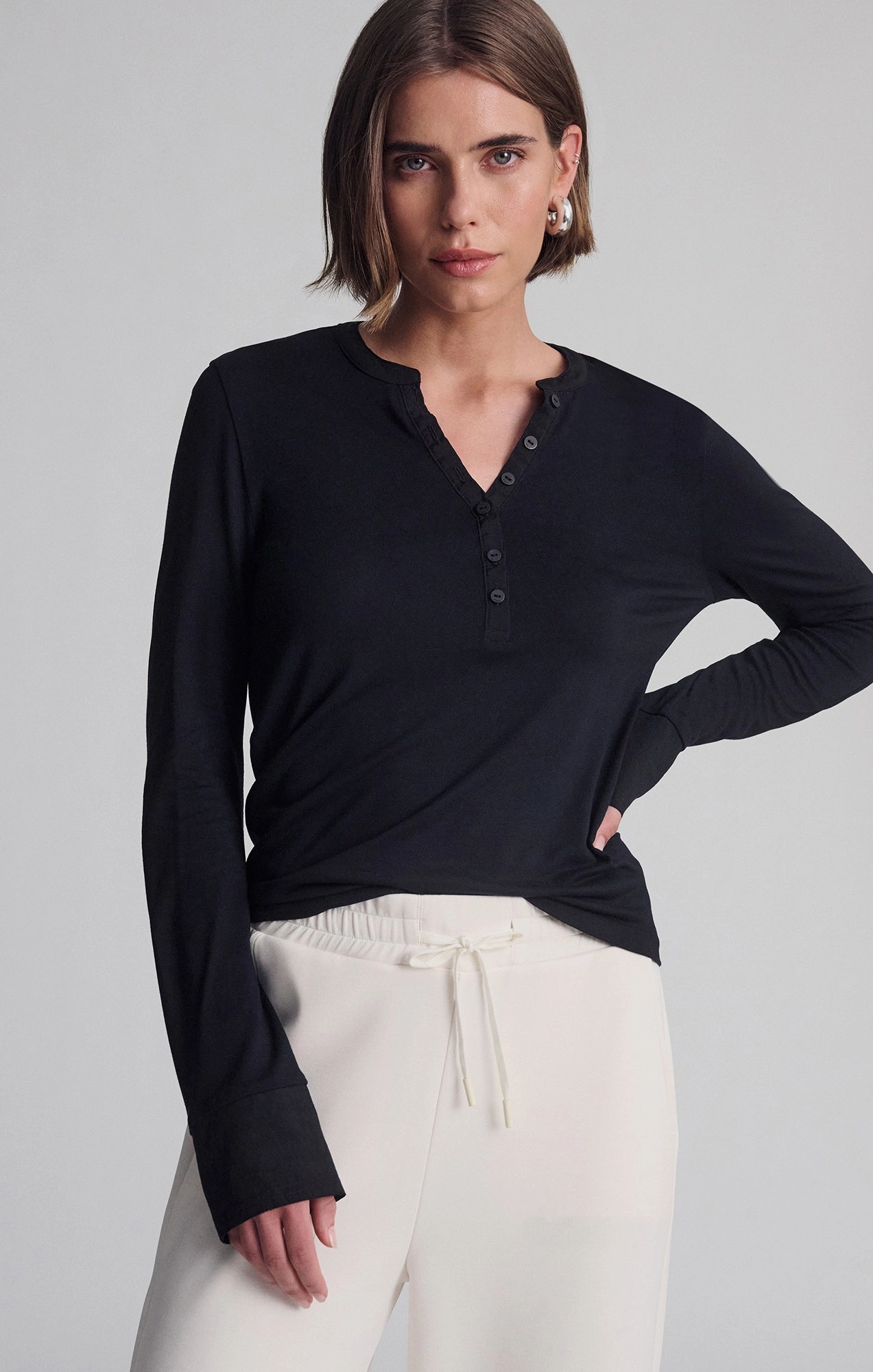 Effortless Design Comfy Look LONG SLEEVE HENLEY IN BLACK