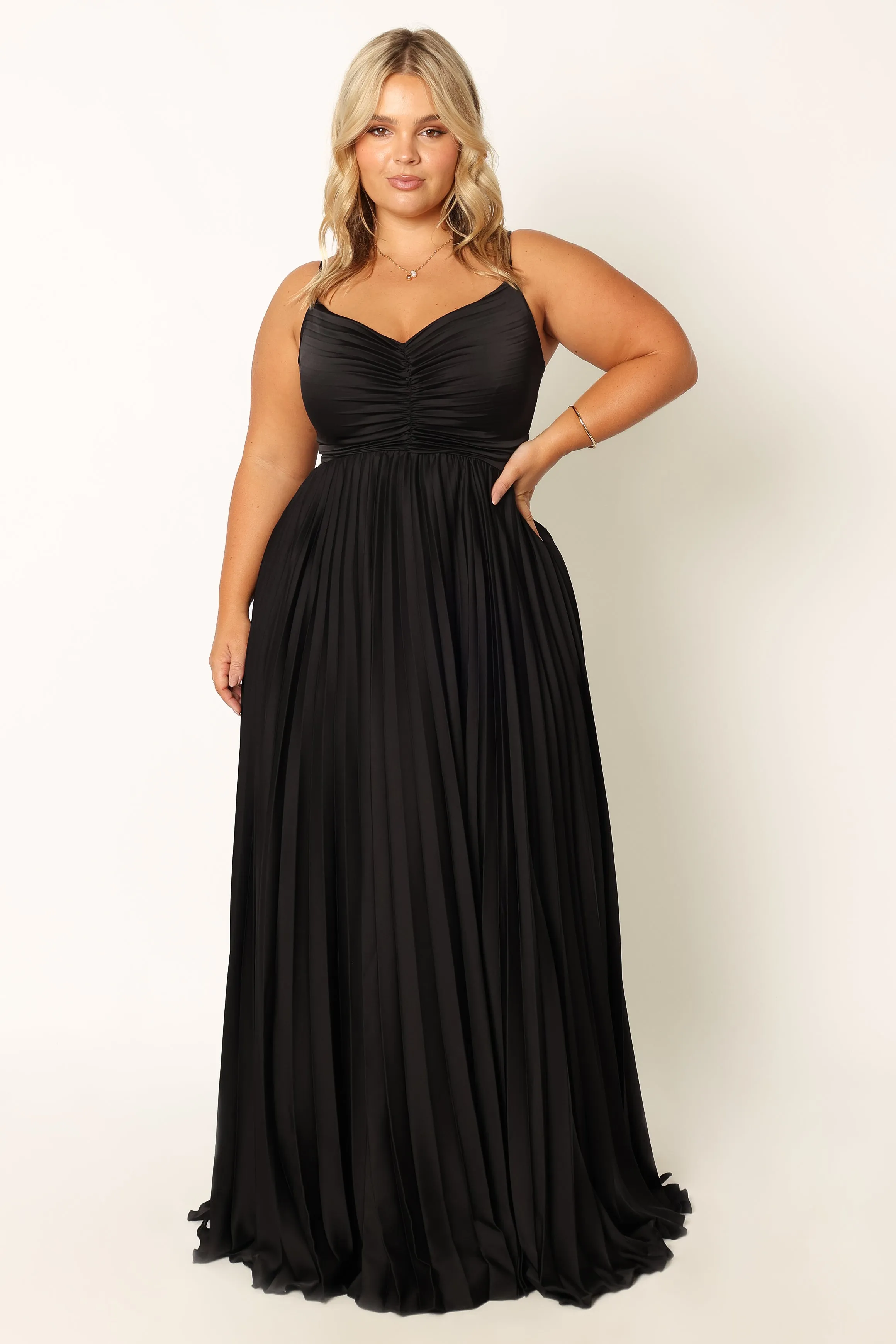 Effortless Comfort Sleeve Light Naira Pleated Maxi Dress - Black