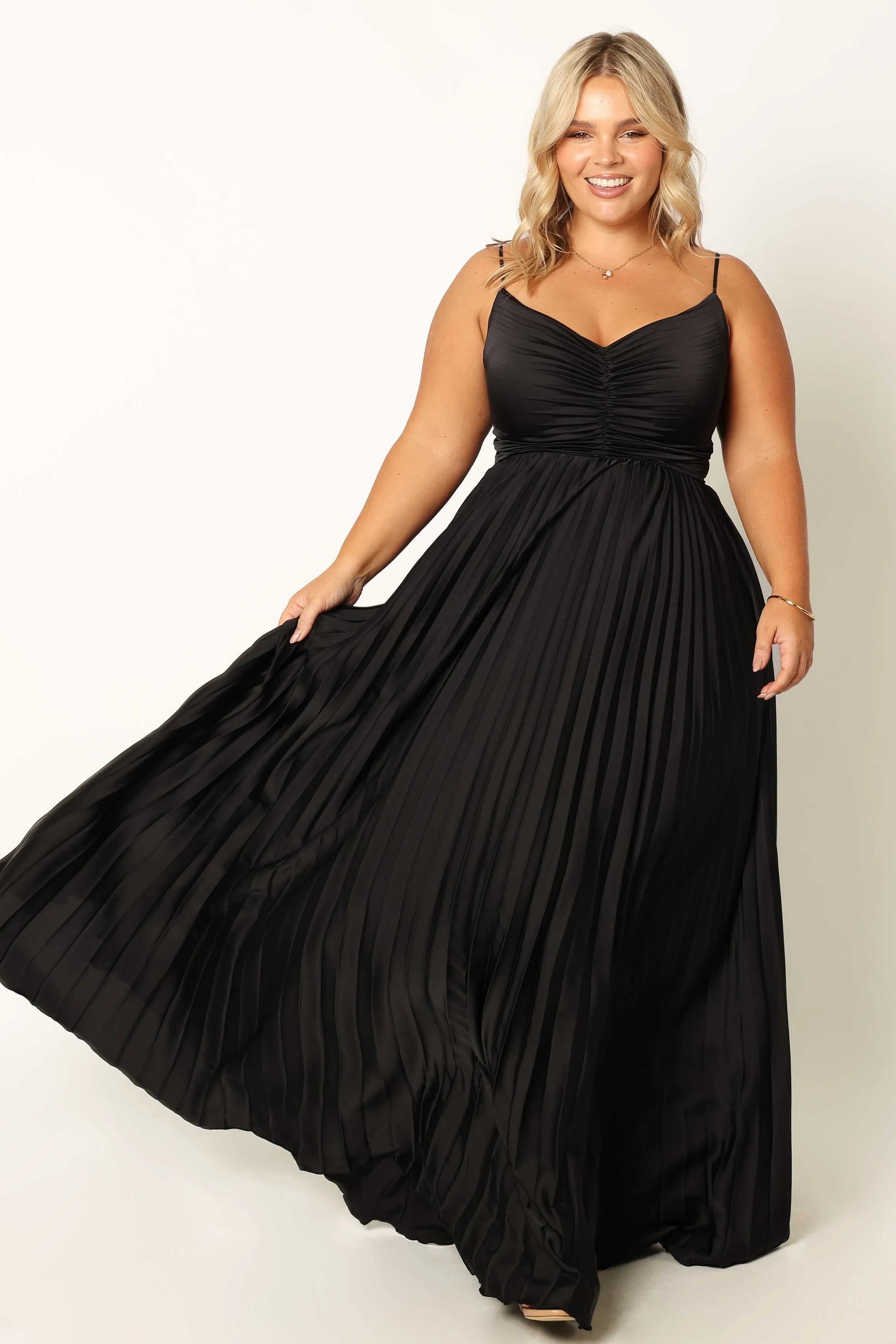 Naira Pleated Maxi Dress - Black Outfit Boost Smart And Comfortable