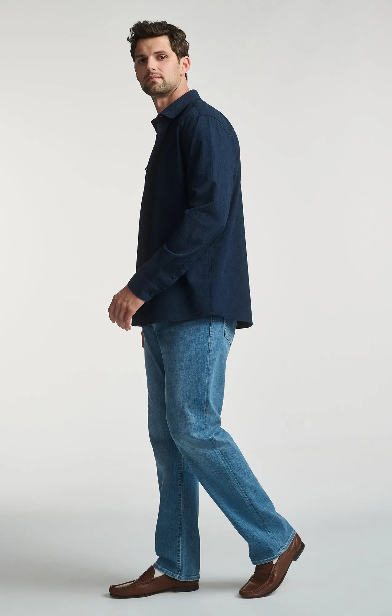 Layered Look LONG SLEEVE BUTTON-UP SHIRT IN BLACK IRIS