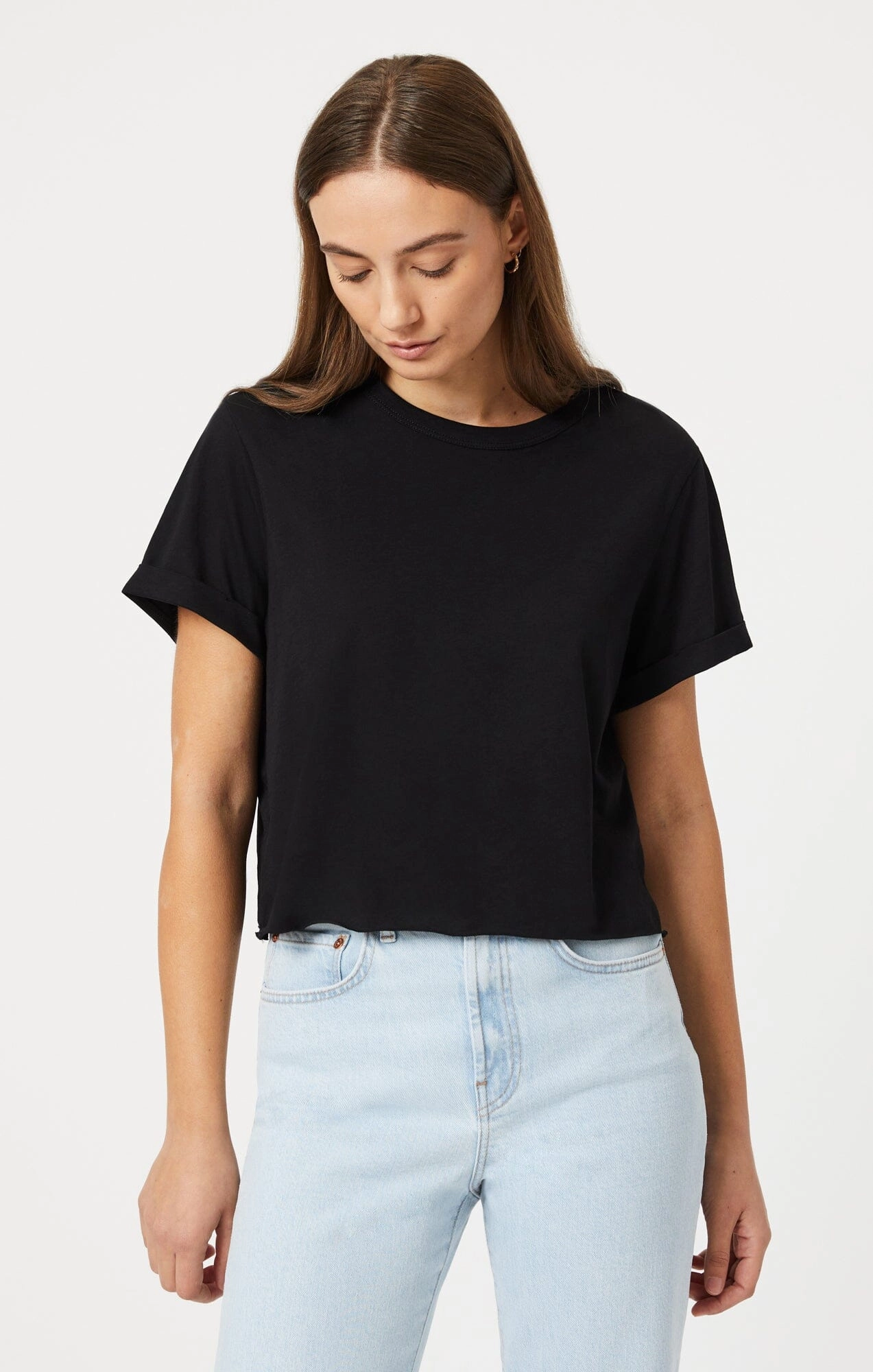 CROPPED T-SHIRT IN BLACK Urban Style Trend