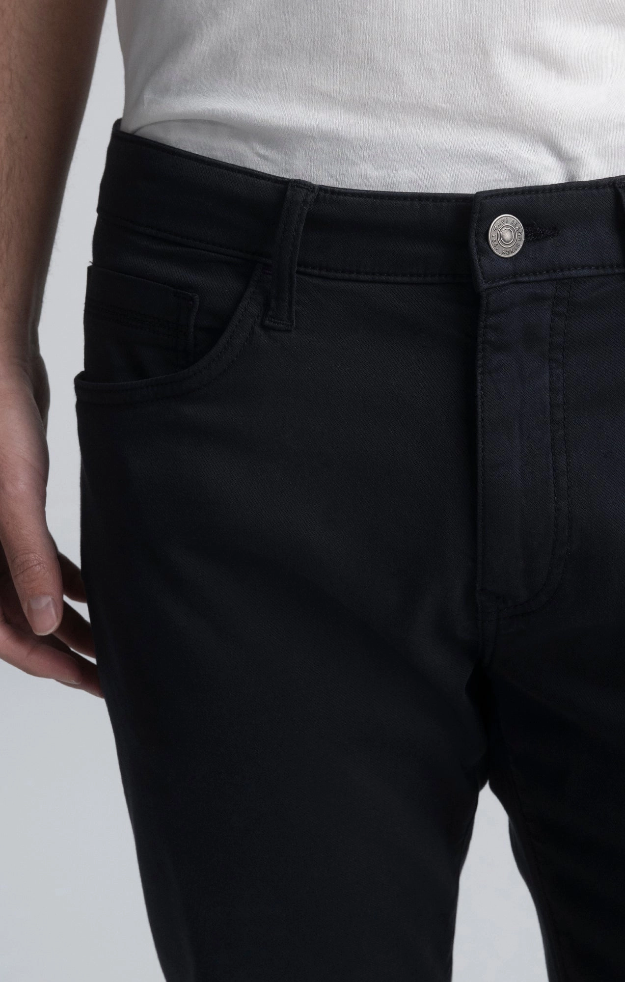 Breathable Motion MARCUS SLIM STRAIGHT LEG IN DARK MIDNIGHT CITY