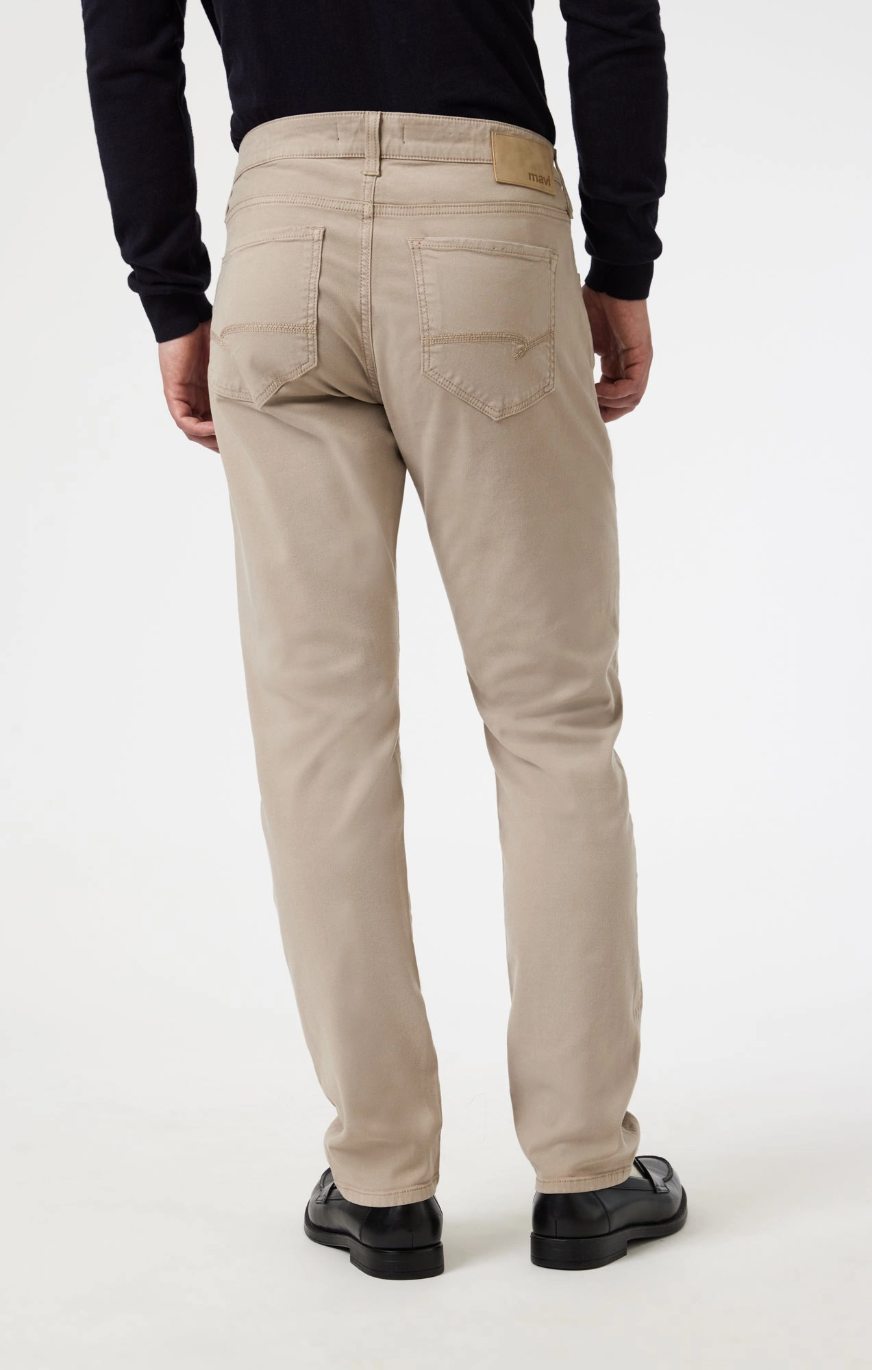 MARCUS SLIM STRAIGHT LEG IN LATTE LUXE TWILL Light Wear Fit