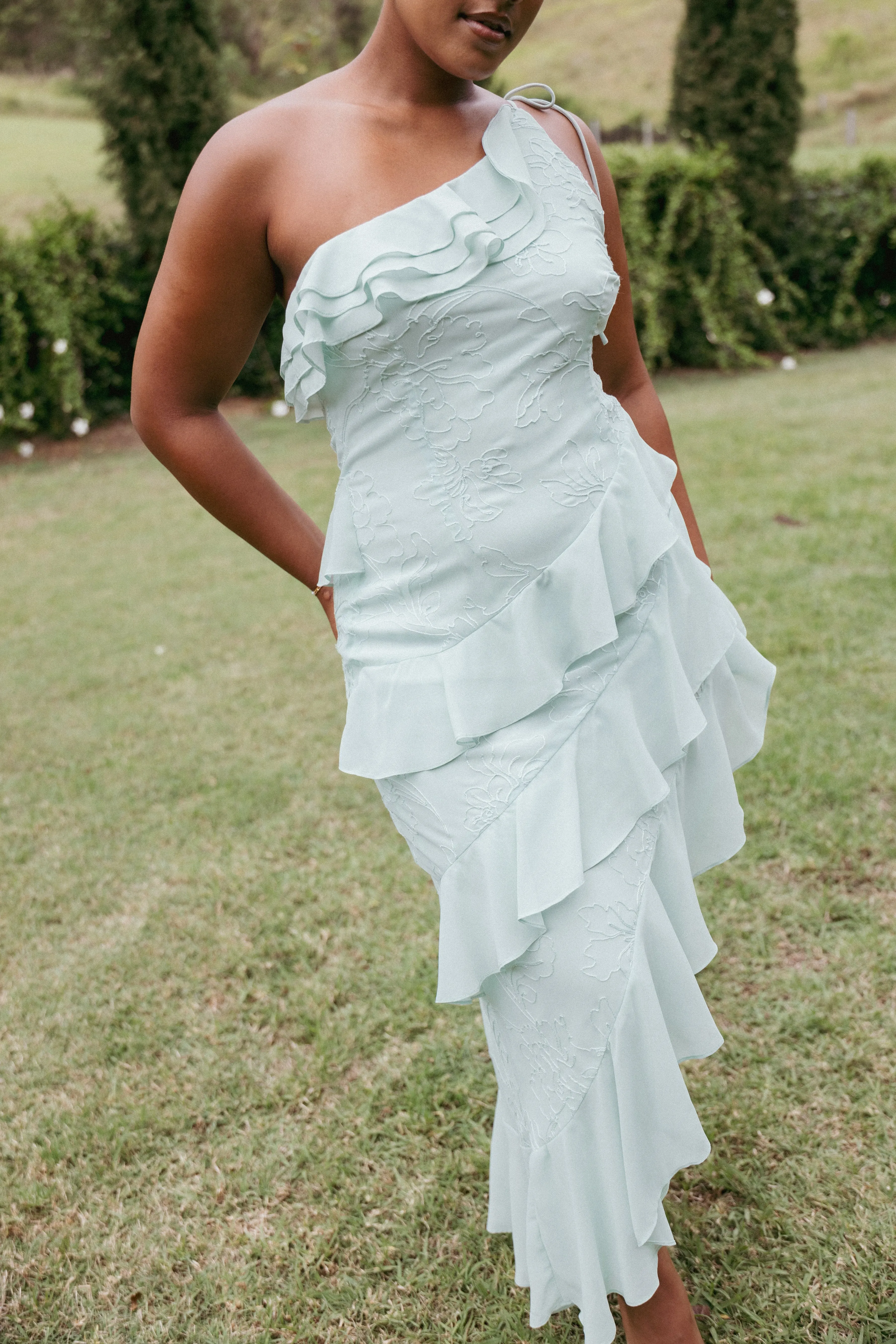 Street Flex Perfectly Tailored Marion Maxi Dress - Sage Green