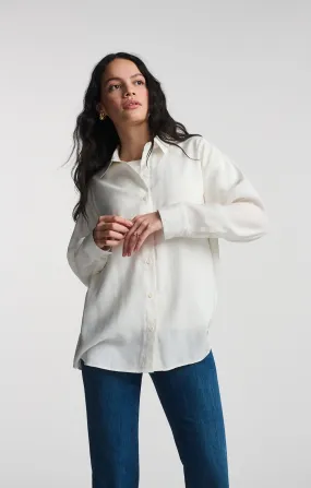 LUXE TOUCH BUTTON-UP SHIRT IN ANTIQUE WHITE Relaxed Style