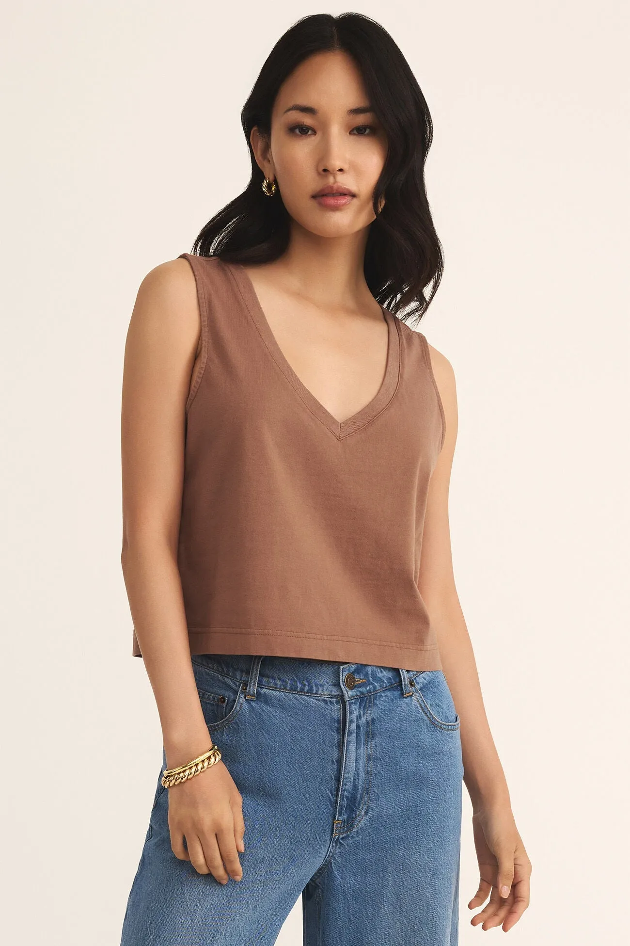 Cozy Comfort Minimal Light Sloane V-Neck Top | Teakwood