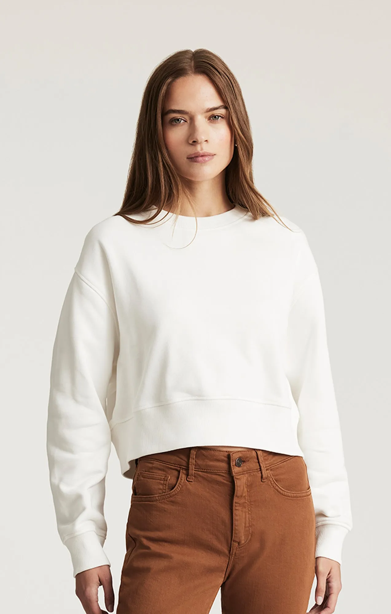 CROPPED CREW NECK SWEATSHIRT IN ANTIQUE WHITE Odor Resistant
