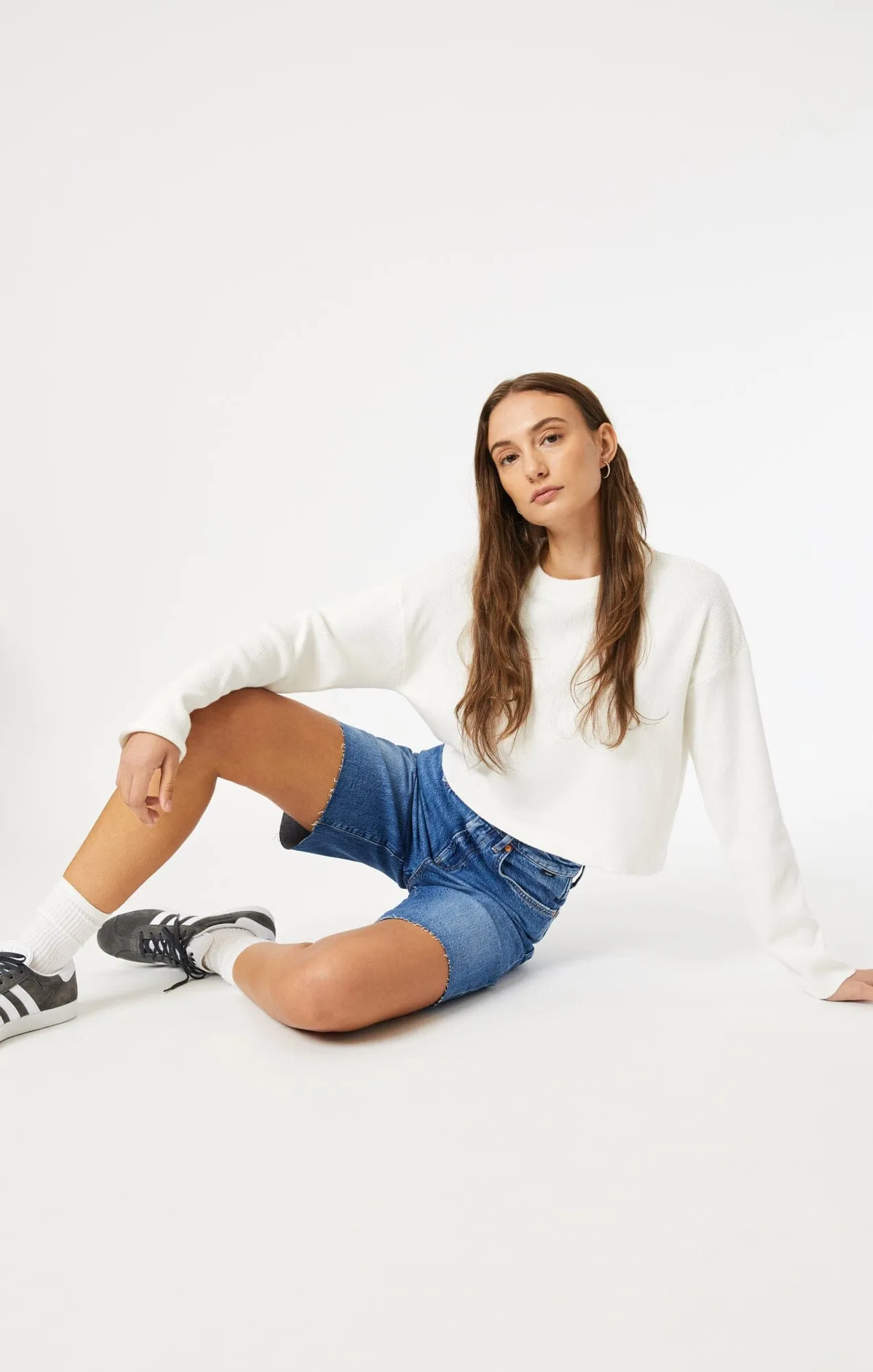 Trendy Vibe SELINA SHORTS IN MID BRUSHED CLASSIC BLUE