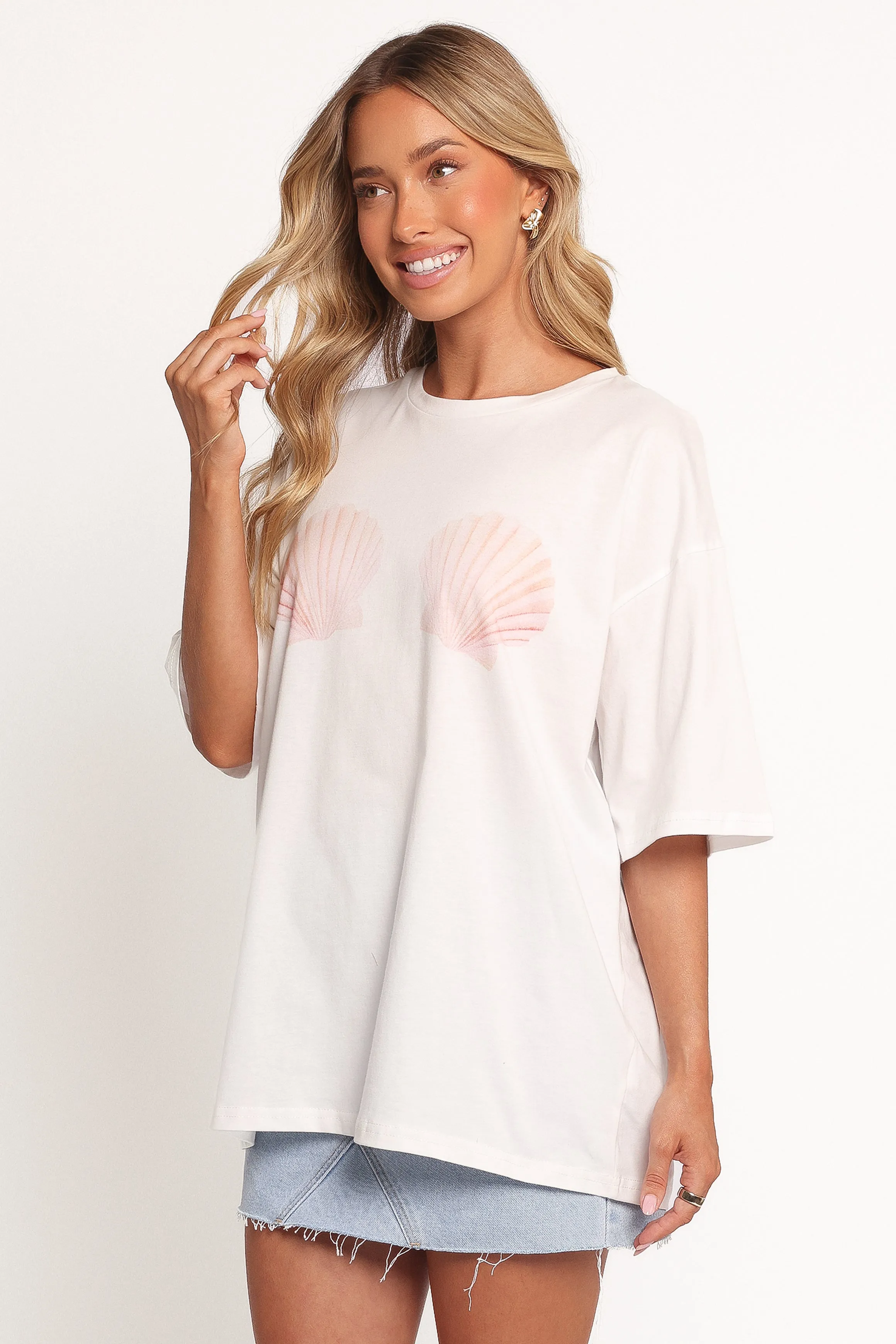 Sammie Graphic Tee - White DurableBlend