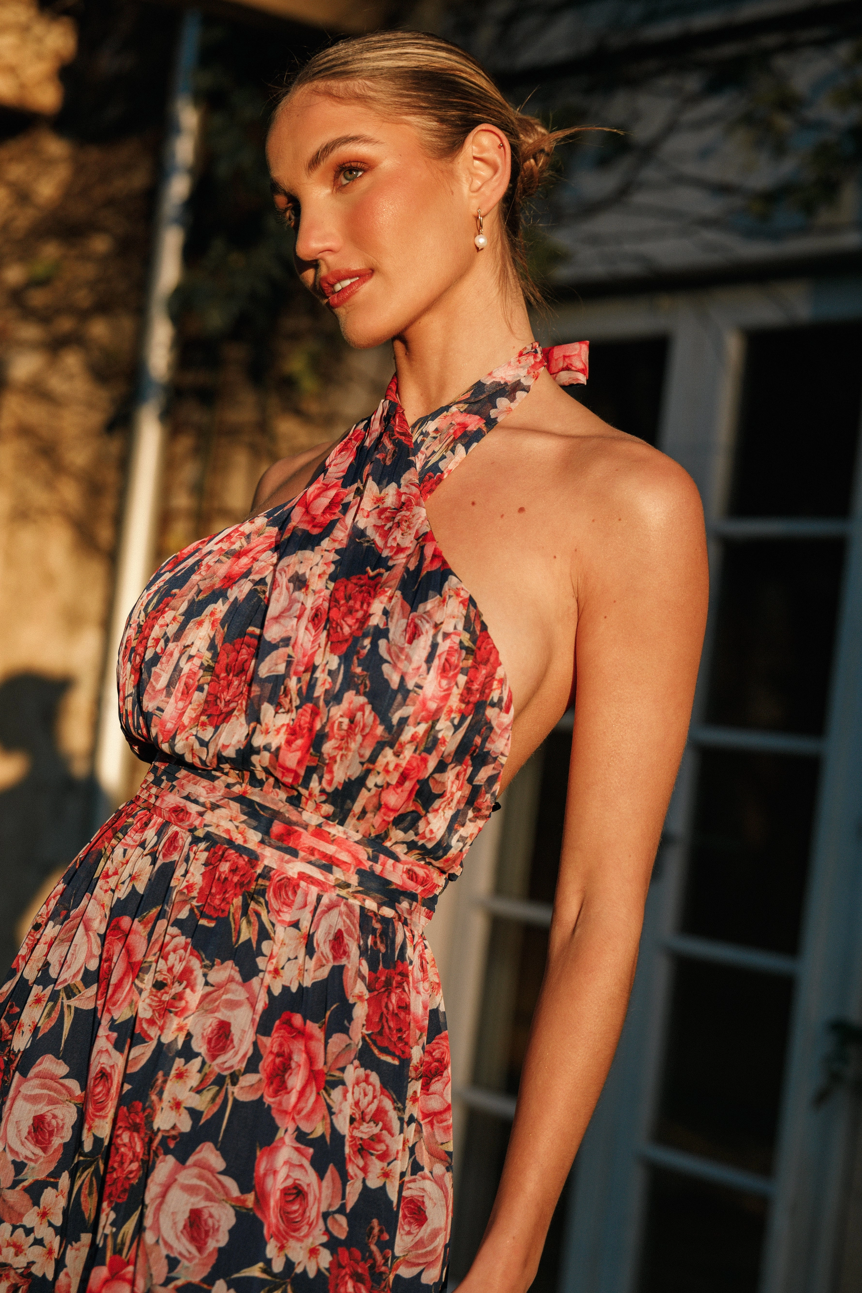 Fall Go TemperatureRegulatingFabric Lennon Halterneck Maxi Dress - Navy Floral