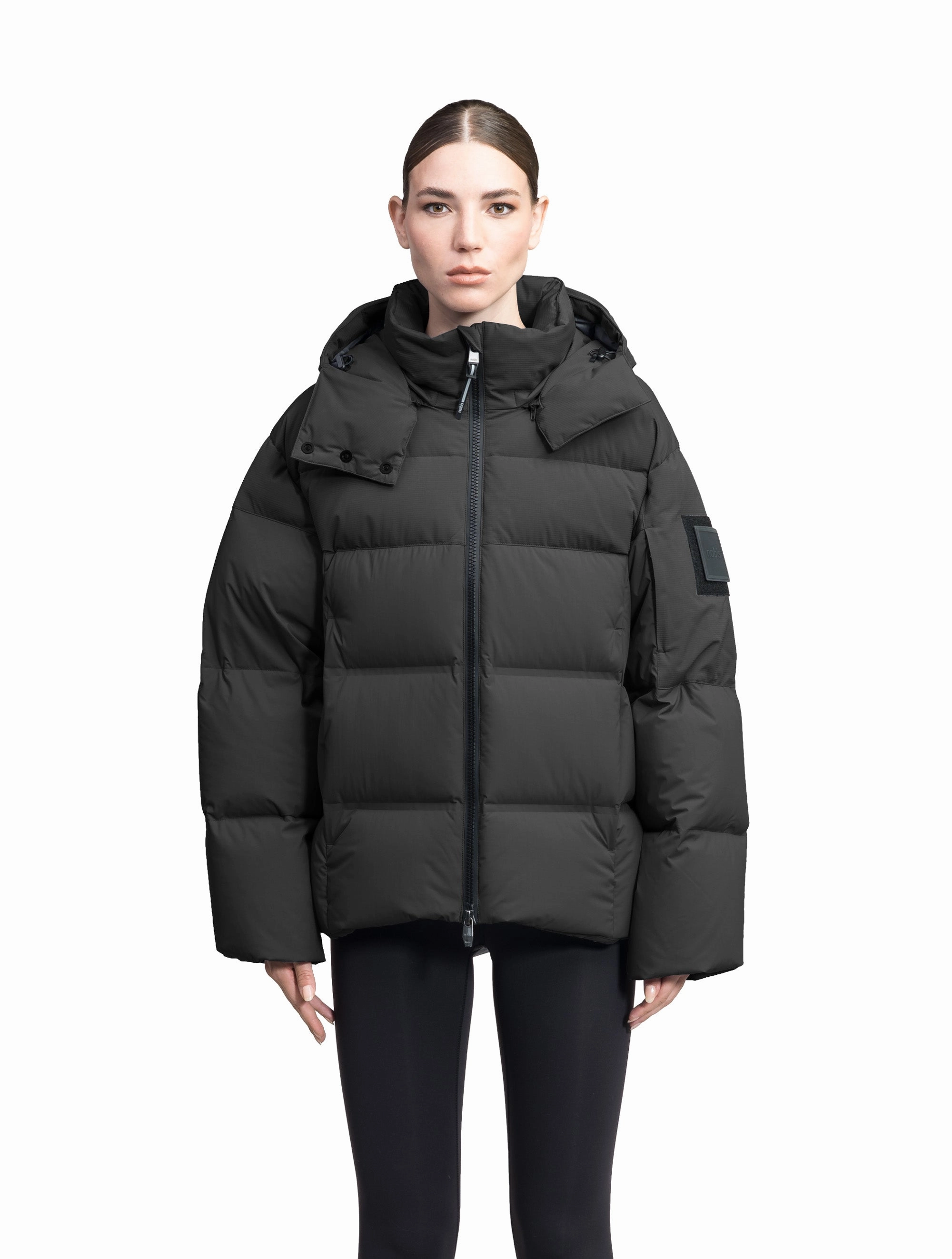 Una Women's Performance Puffer Noise Reduced Fabric Stylish Daily Fit