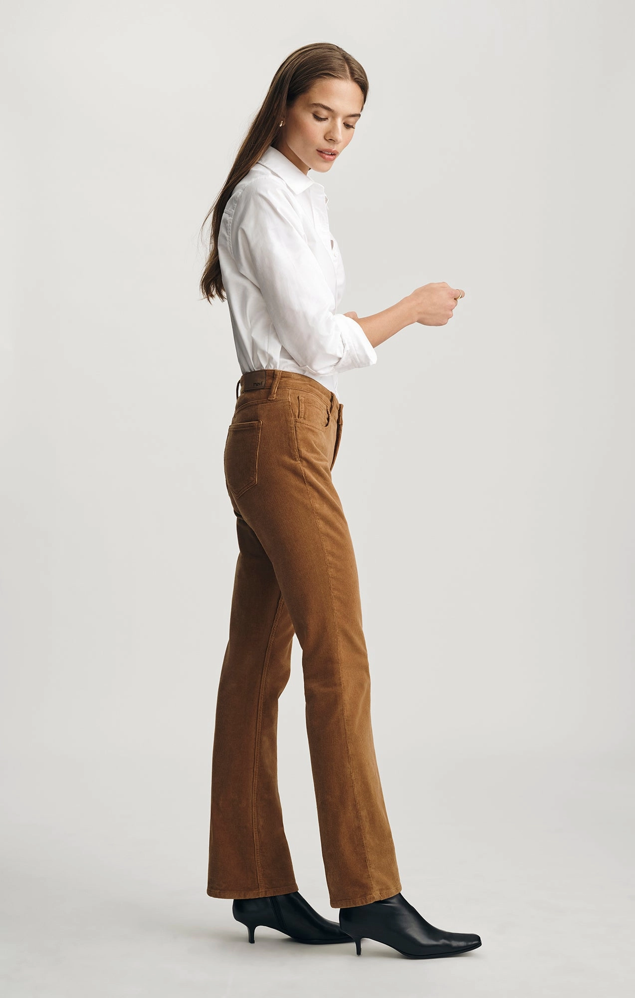 MOLLY BOOTCUT IN CAMEL CORD ReflectiveAccentDetails Adaptable Design