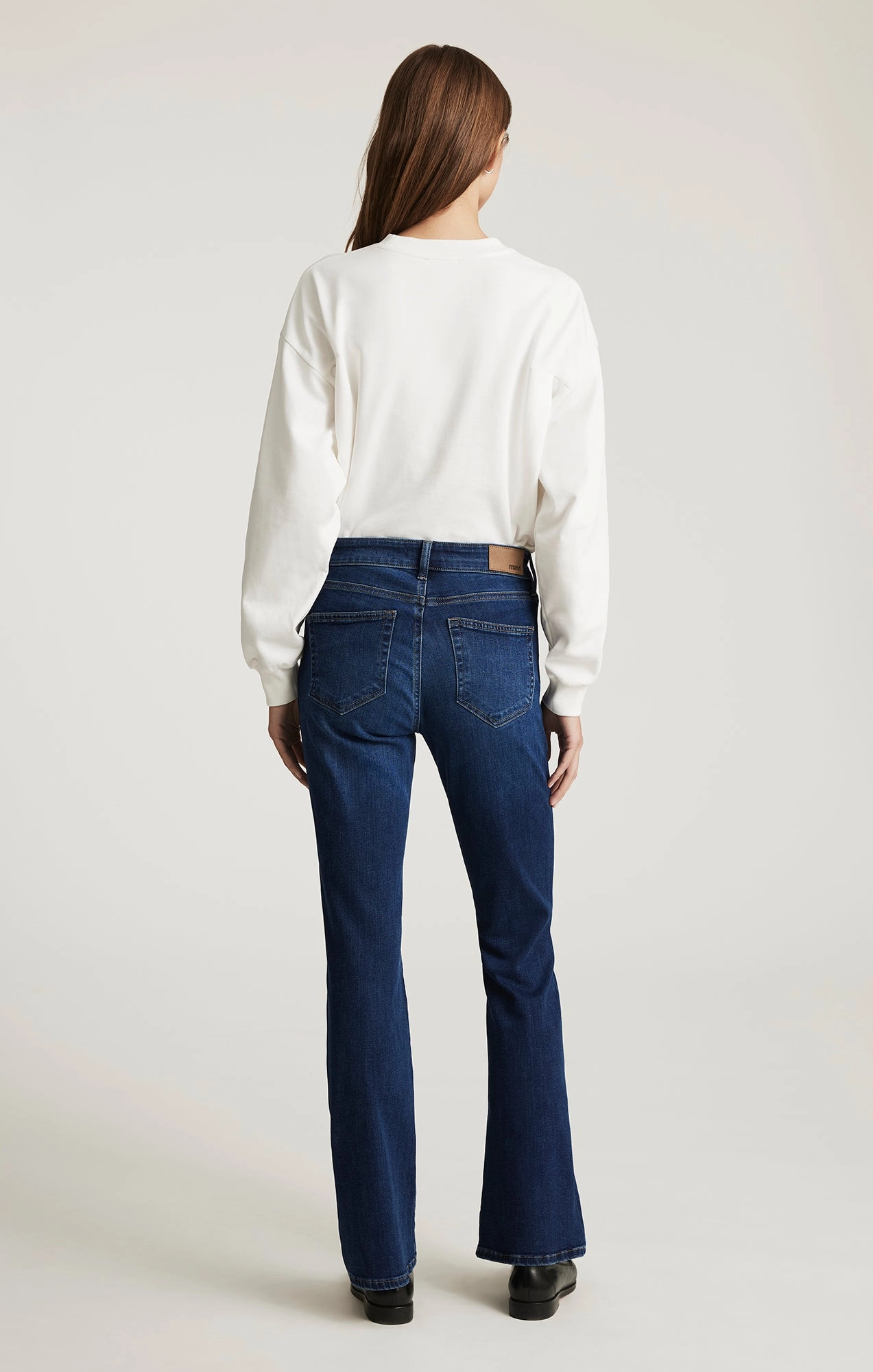 MOLLY BOOTCUT IN DARK BRUSHED TRIBECA Comfy Waist Fit