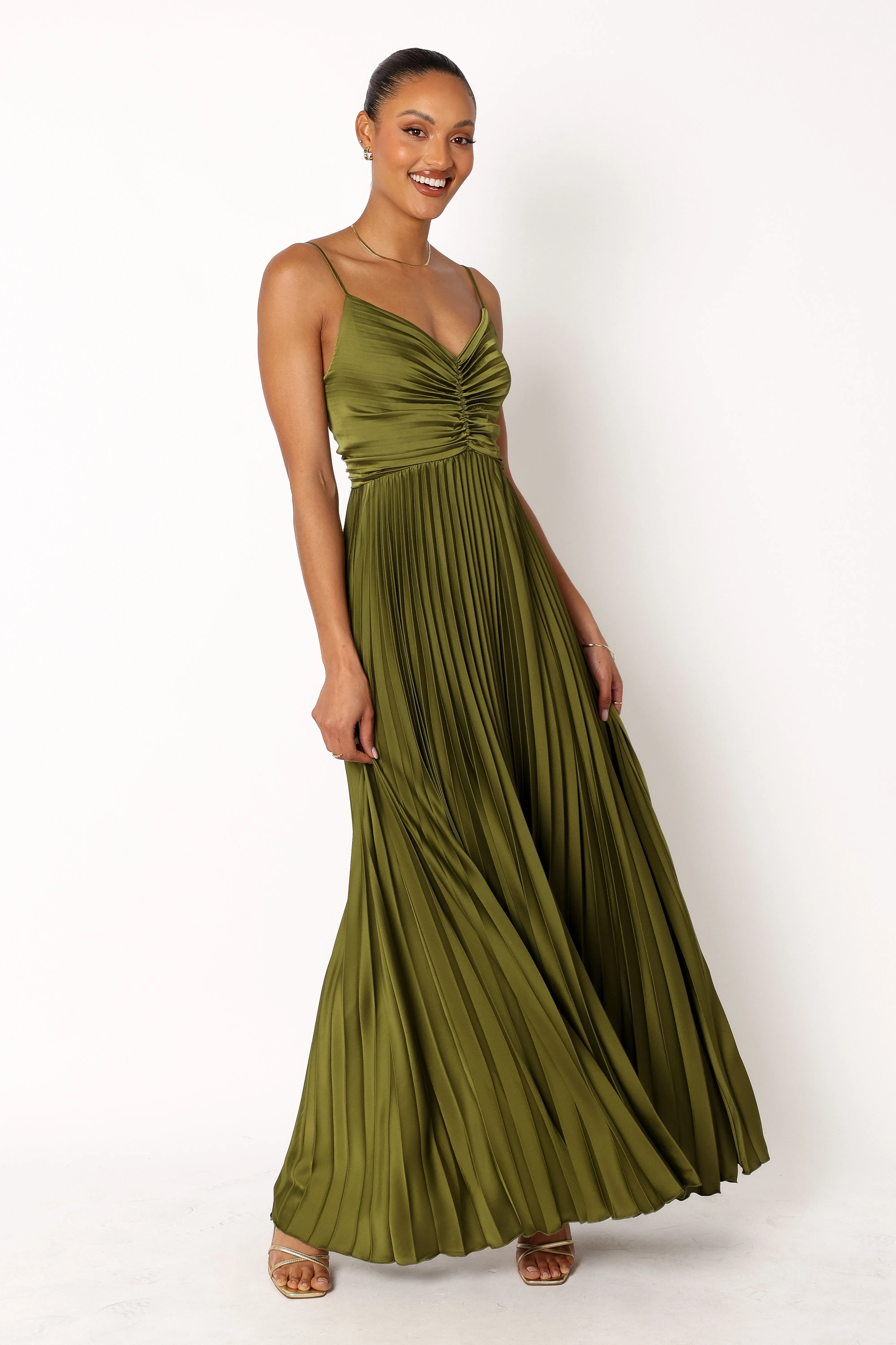 Move Easy Fit Choice Naira Pleated Maxi Dress - Palm Green